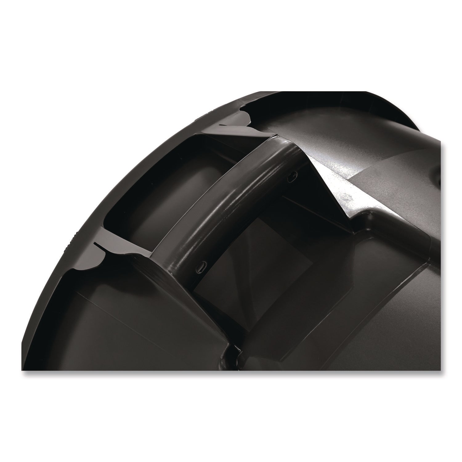 Rubbermaid Commercial Brute 44-Gallon Vented Utility Container - 44 gal Capacity - Round - Handle, Heavy Duty, Reinforced, UV Coated, Damage Resistant, Warp Resistant, Water Resistant - 31.5" Height x 24" Diameter - Plastic - Black - 1 Each