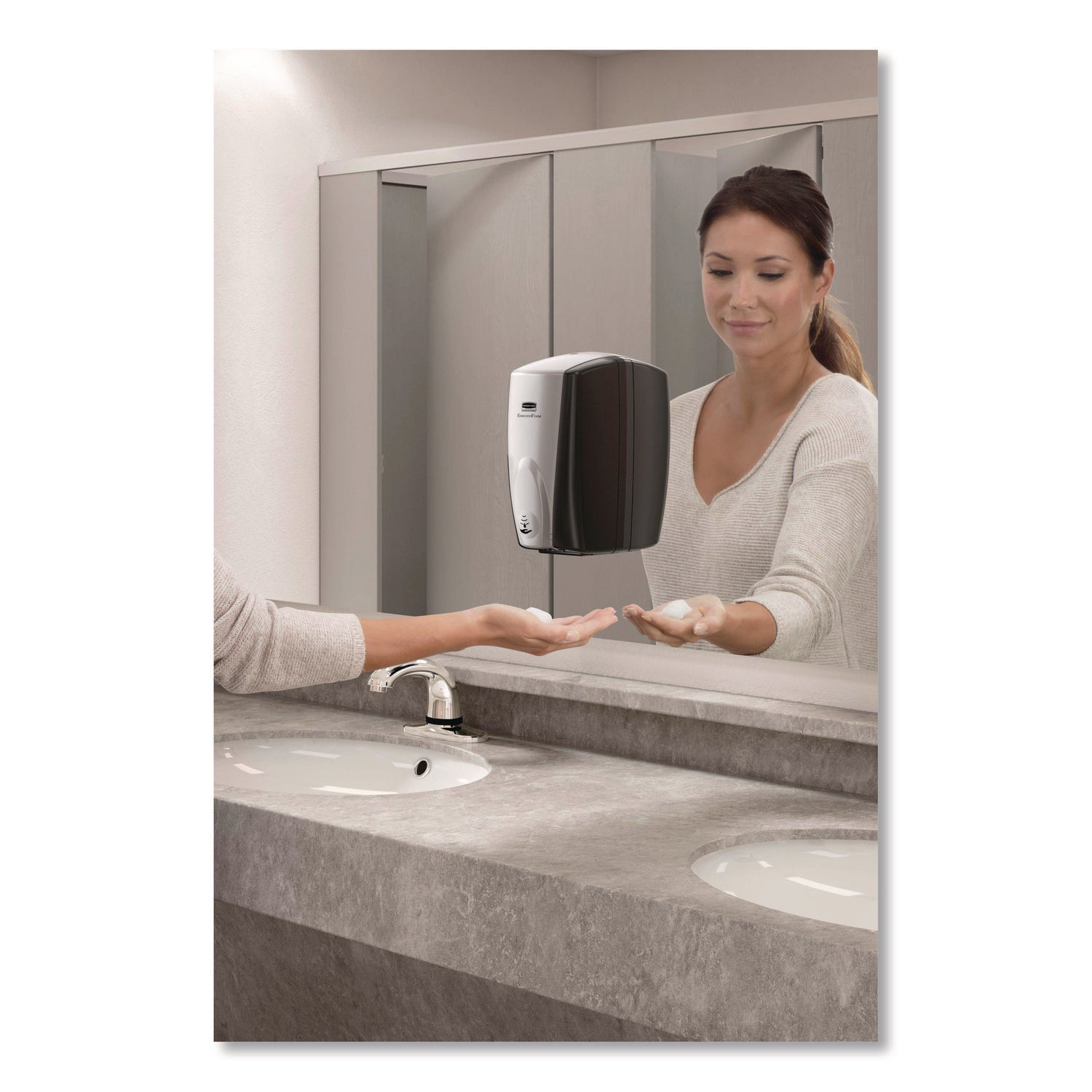 1.16 quart - Hand - White - Hygienic, Disposable - 4 / Carton