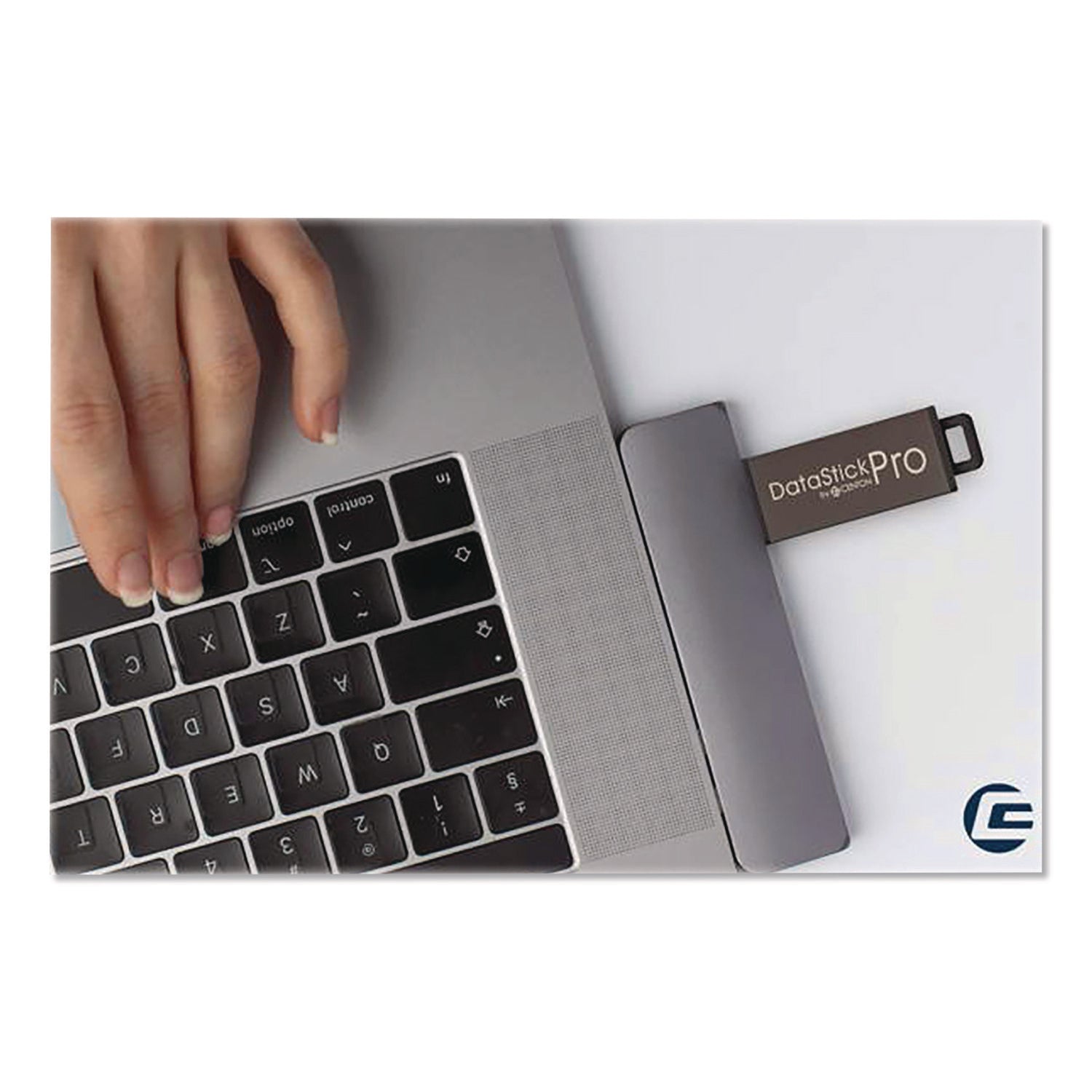 DataStick Pro USB 3.2 Type A Flash Drive, 128 GB, Black, 10/Pack