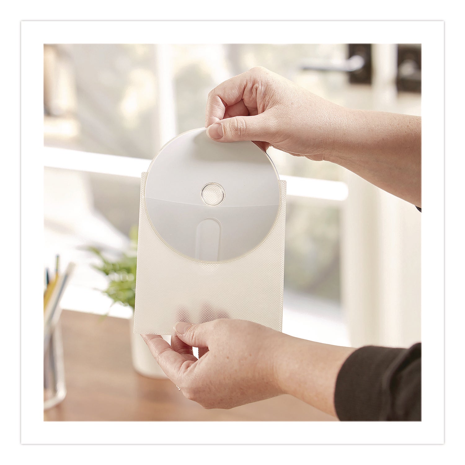 CD/DVD Sleeves, White, 50/Pack