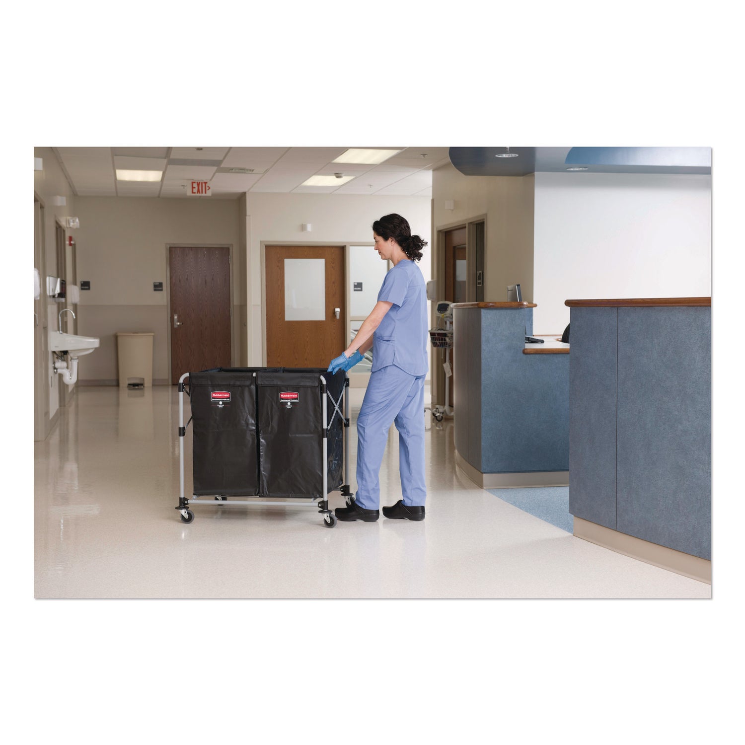 220 lb Load Capacity - 35.70" Length x 24.10" Width x 34.60" Height - Stainless Steel Frame - Black - 1 Each