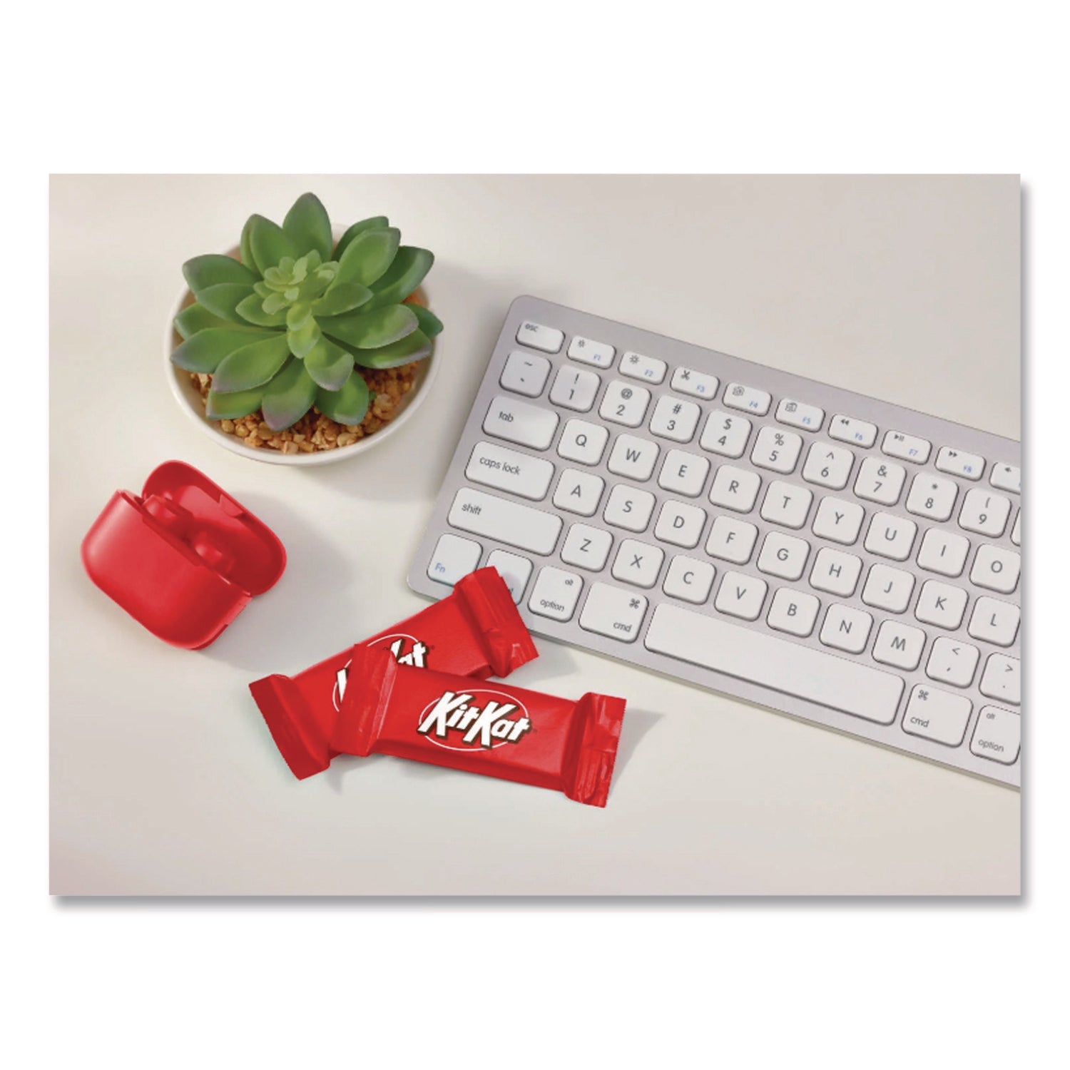 Green Rabbit Kit Kats Snack-Size Milk Choc. Wafers
