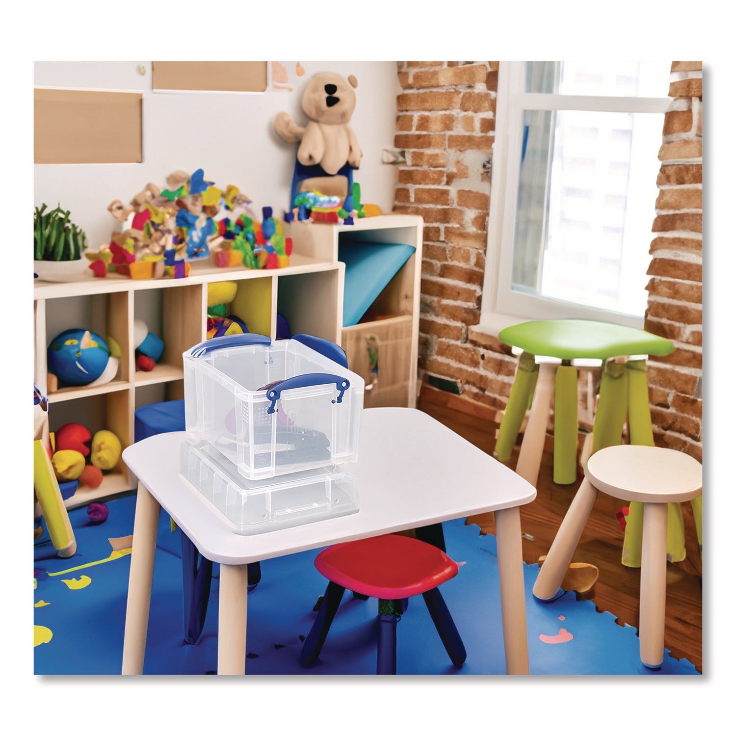 Snap-Lid Storage Bin, 0.79 Gal, 7.06" X 9.62" X 6.25", Clear/blue