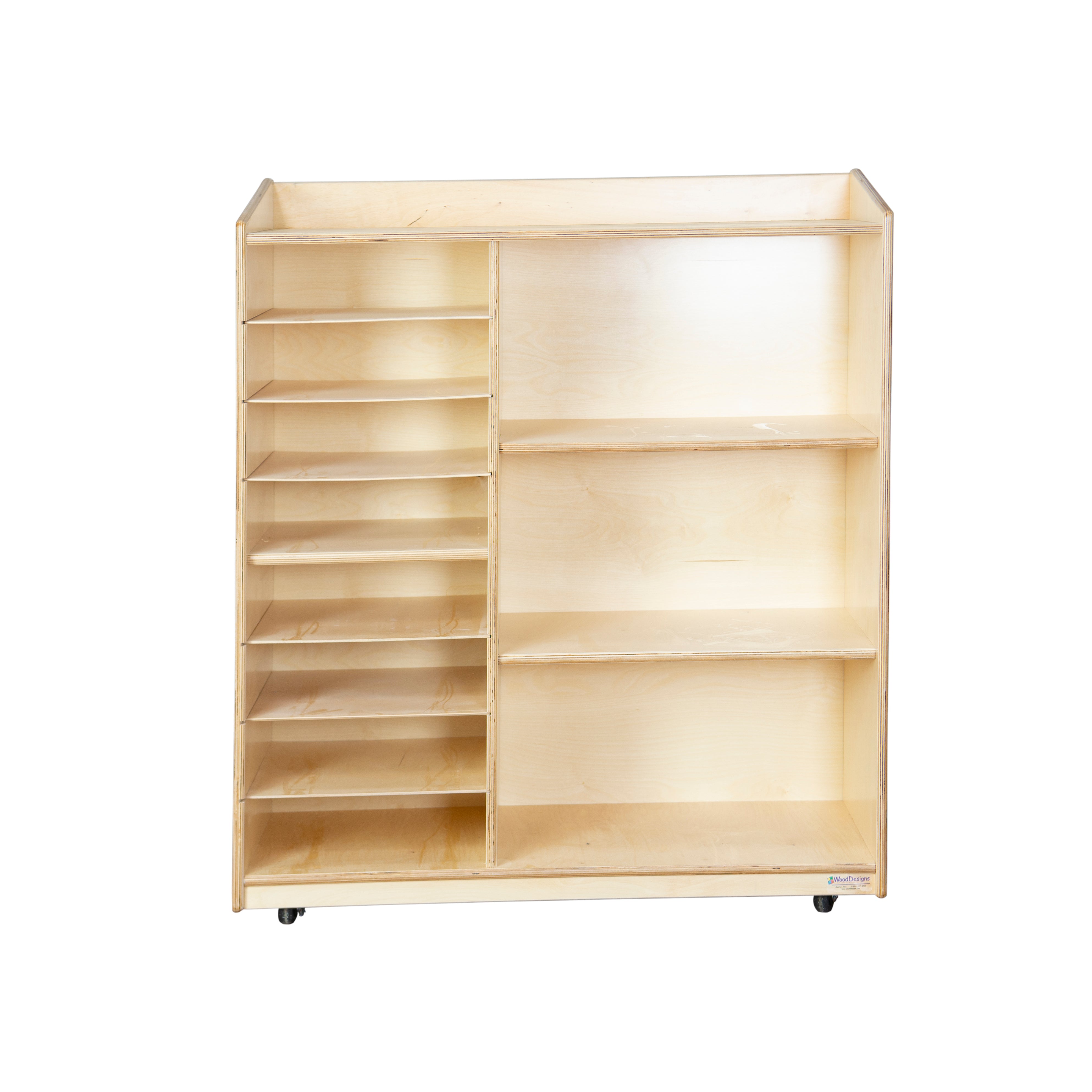 Sensorial Discovery Shelving without Trays