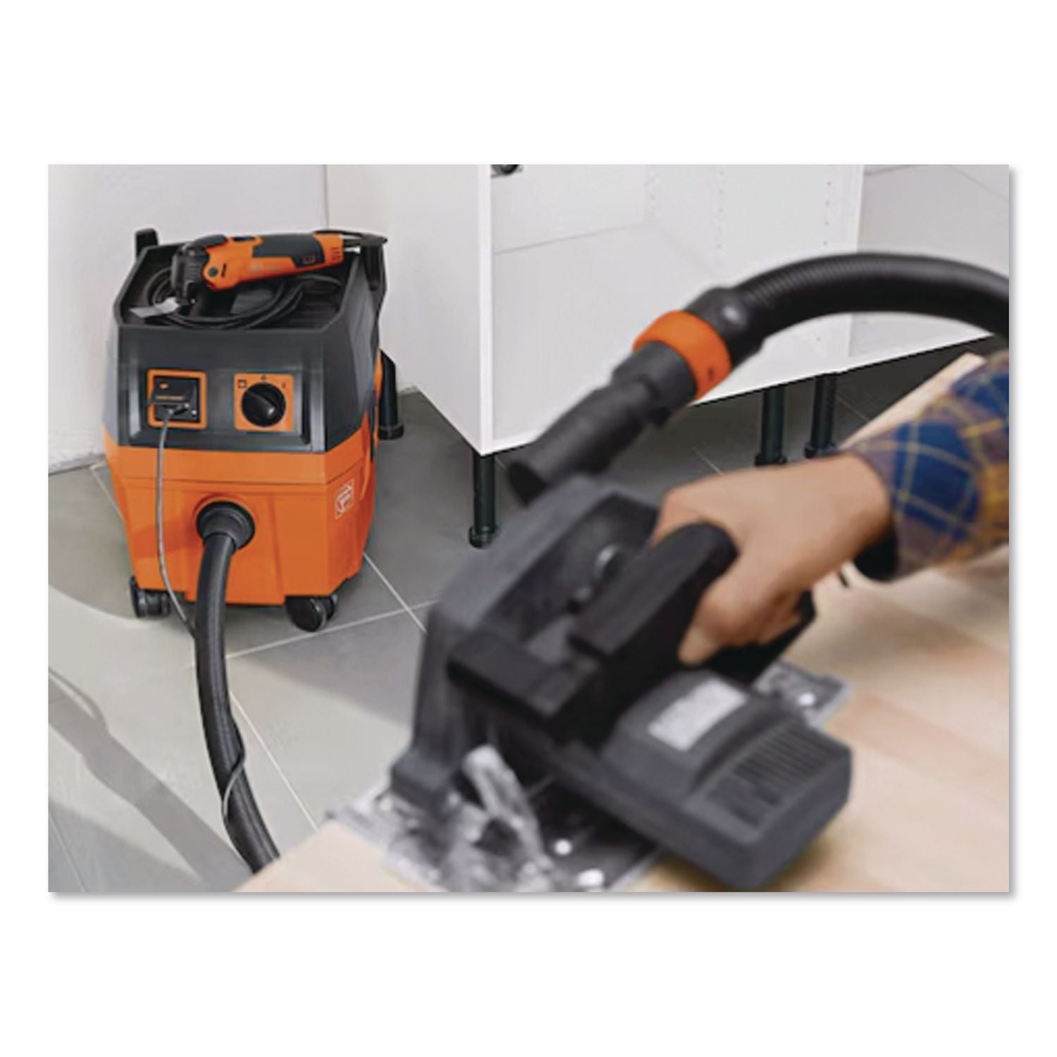 Turbo I Wet/Dry Vacuum/Dust Extractor, 5.8 Gal Tank Capacity, Orange/Black