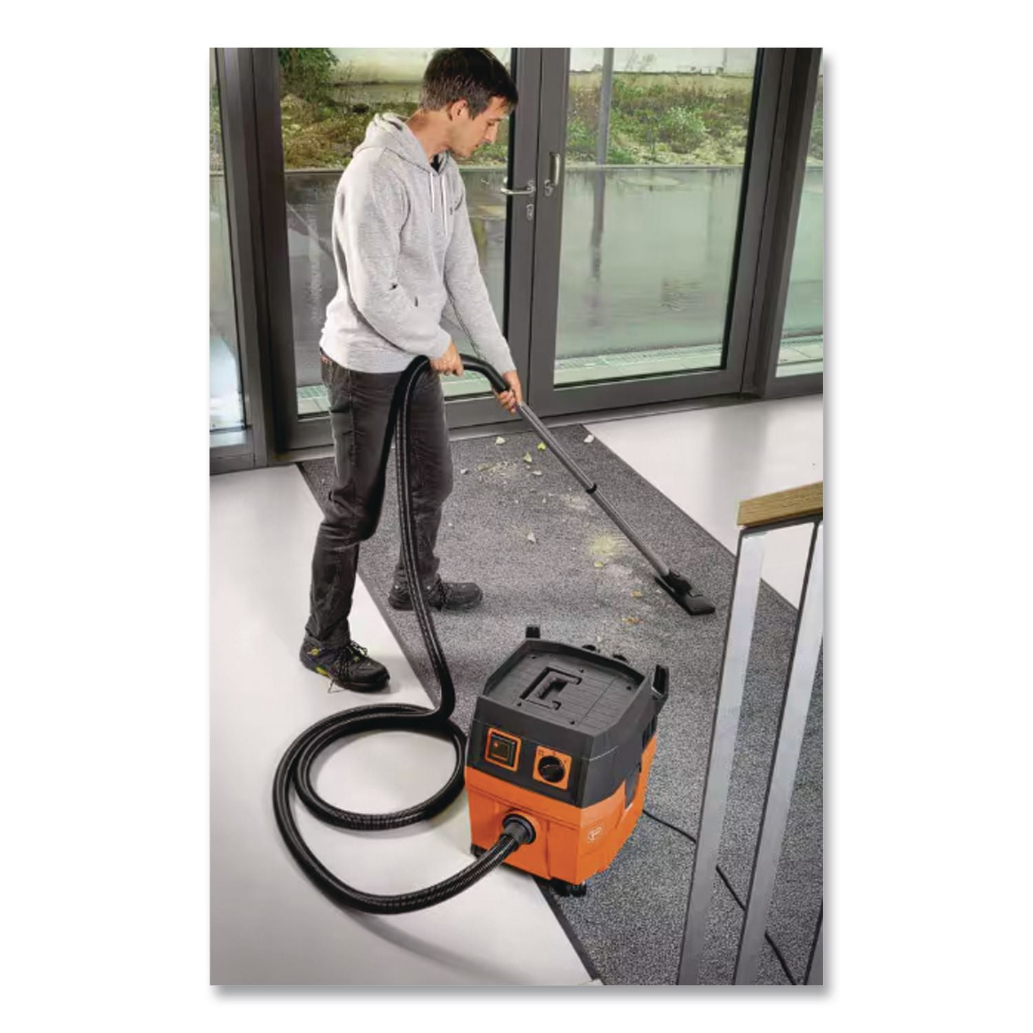 Turbo II Wet/Dry Vacuum/Dust Extractor, 8.4 Gal, Orange/Black