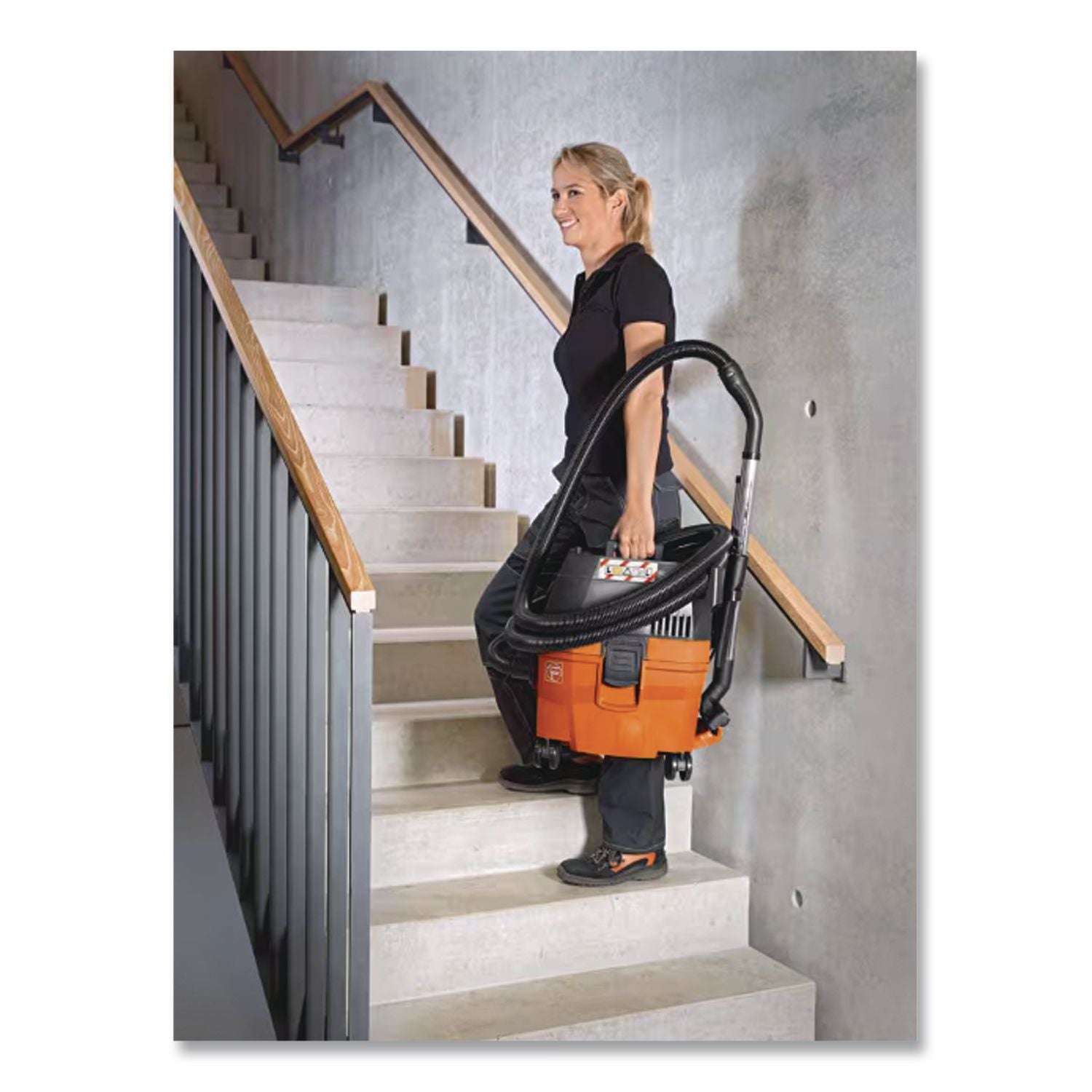 Turbo II Wet/Dry Vacuum/Dust Extractor, 8.4 Gal, Orange/Black