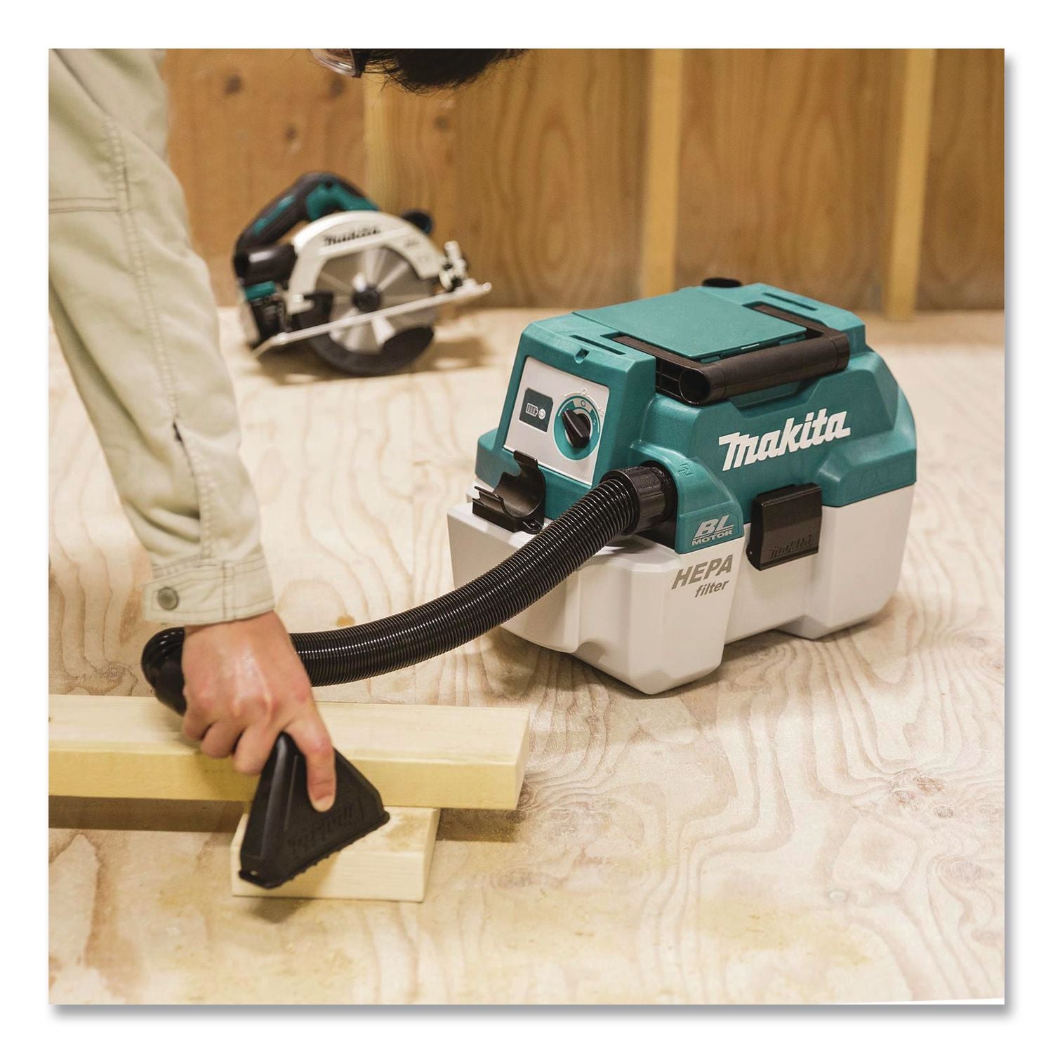 LXT 18 V Li-Ion HEPA Dust Extractor/Vacuum (Tool Only), 2 Gal Tank Capacity, Black/Teal/White