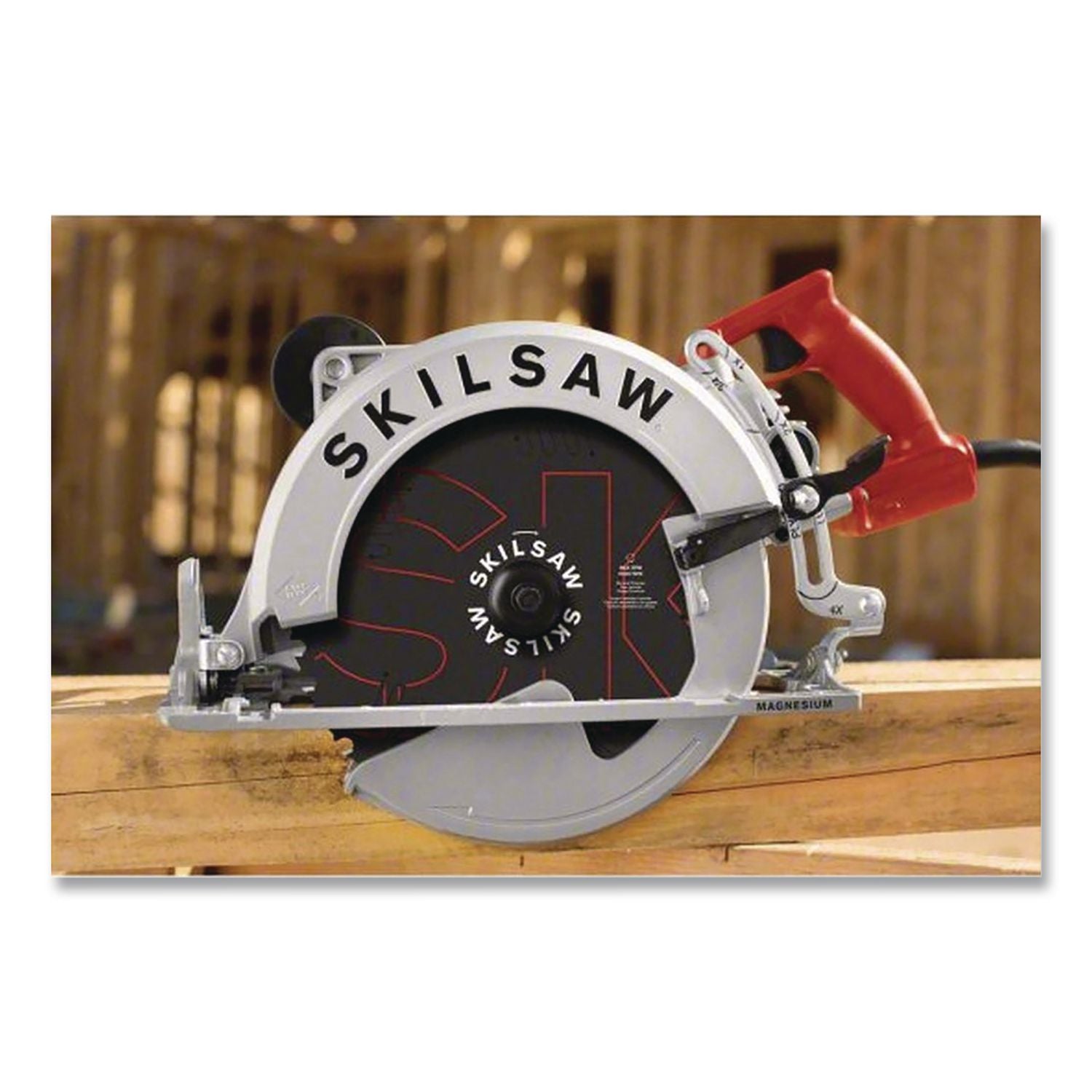 Sawsquatch 15 Amp 10-1/4" Magnesium Worm Drive Circular Saw, 0 To +51 Degree Bevel Range, 40 T Blade