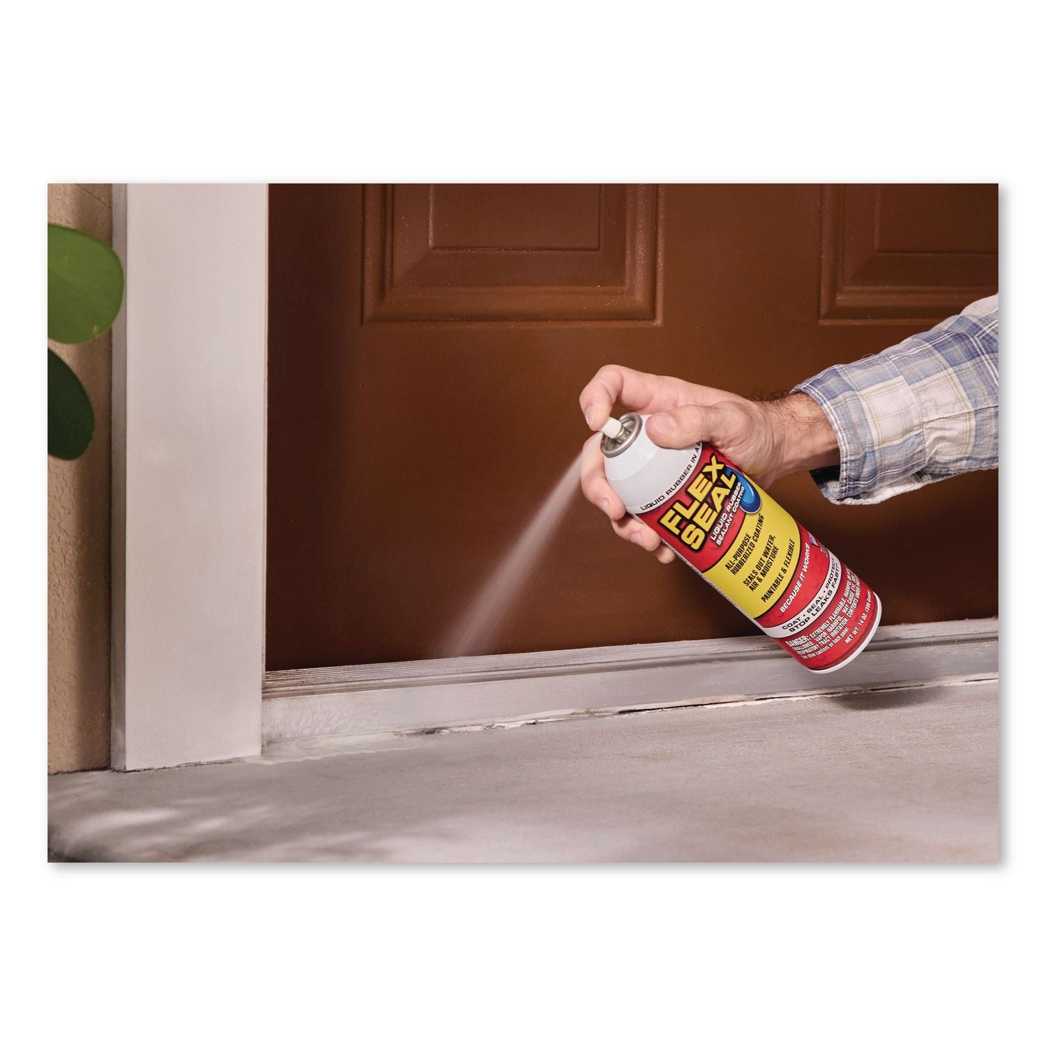 Flex Seal Liquid Rubber Sealant Coating Aerosol, 5 Oz Aerosol Can, Dries Clear, 6/Carton