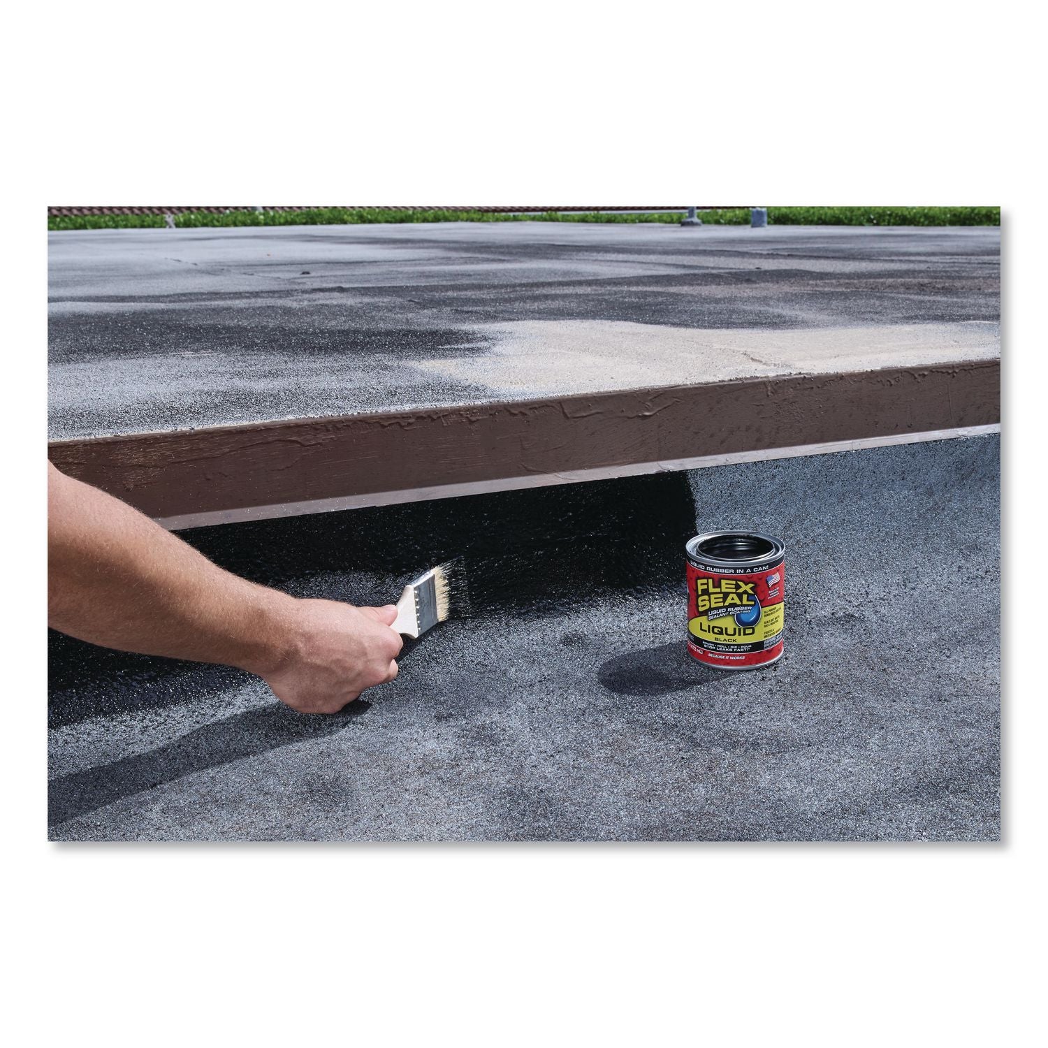 Flex Seal Liquid Rubber Sealant Coating Liquid, 16 Oz Can, Dries Black, 6/Carton