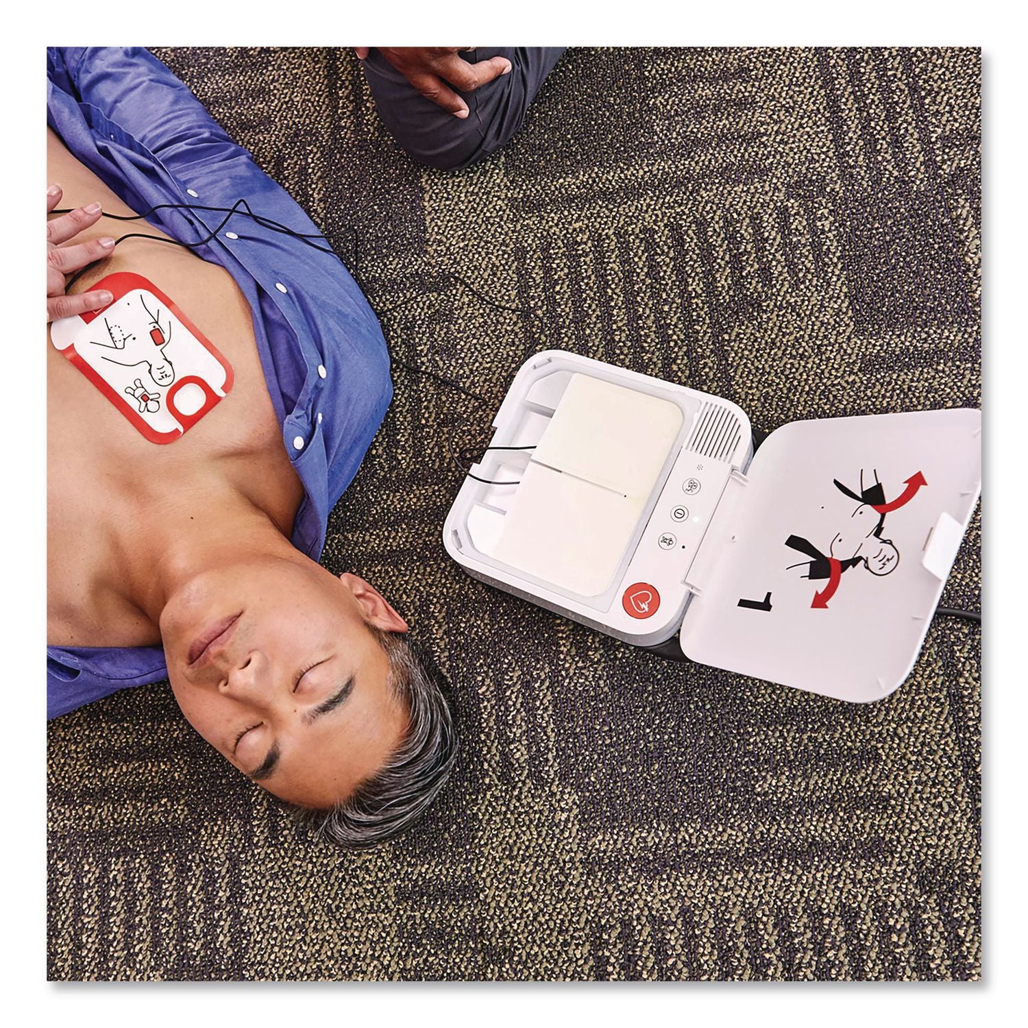 LIFEPAK CR2 USB Defibrillator, Fully-Automatic, English, Handle