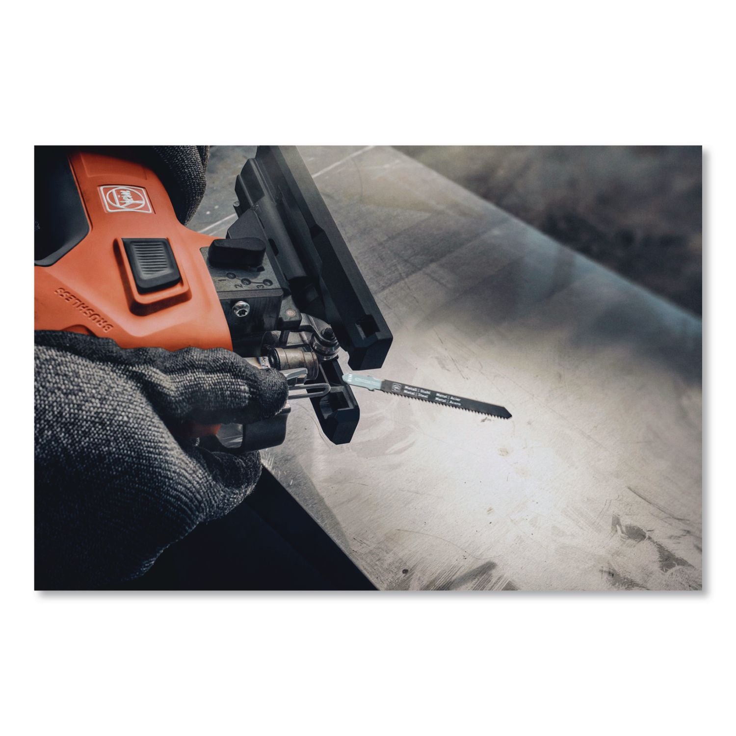 18V F-IRON Jig 26 AS Cordless Jigsaw Kit For Metal/Wood With 2 Batteries (4 Ah), 3, 000 SPM, -45 To +45 Degree Bevel Range