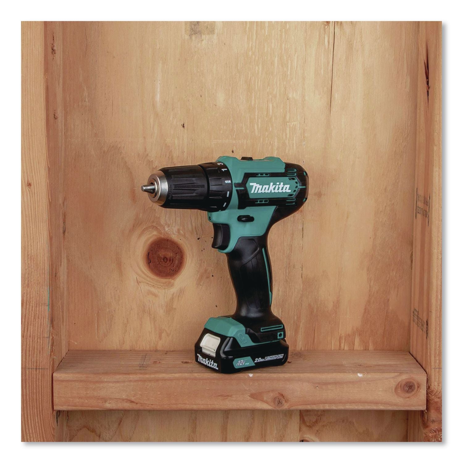 FD09R1 12V MAX CXT Lithium-Ion 3/8" Cordless Drill Driver Kit With Two Batteries (2 Ah), (Reconditioned)
