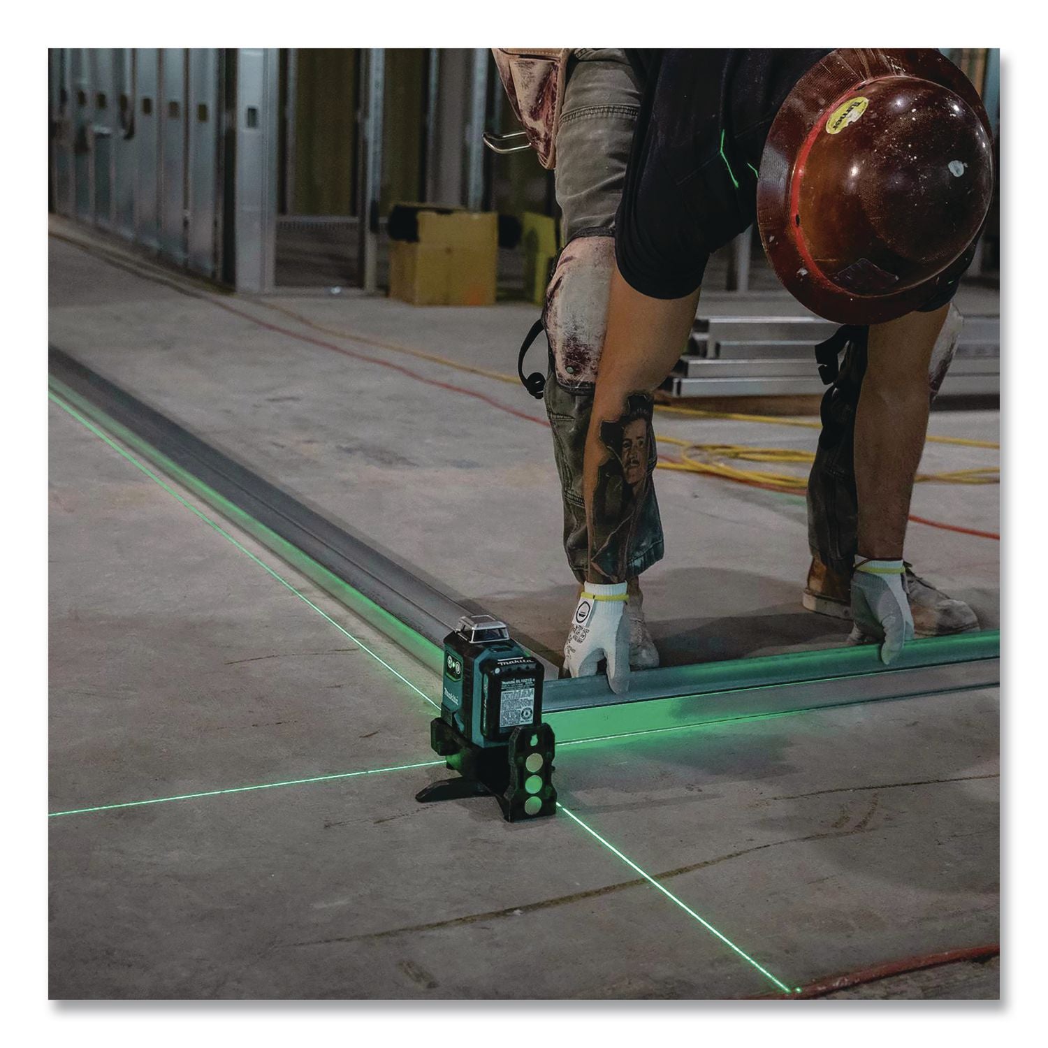 12V Max CXT Lithium-Ion Self-Leveling Cordless Three-Plane Laser Kit