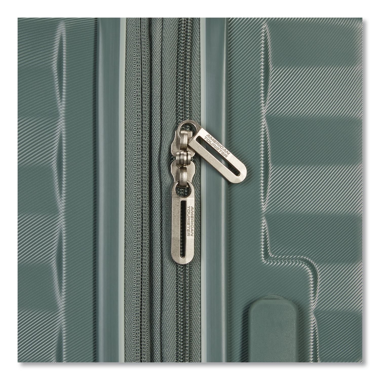 Color Vault Hardside Spinner Suitcase Set, 11 X 11 X 24, Jade Green