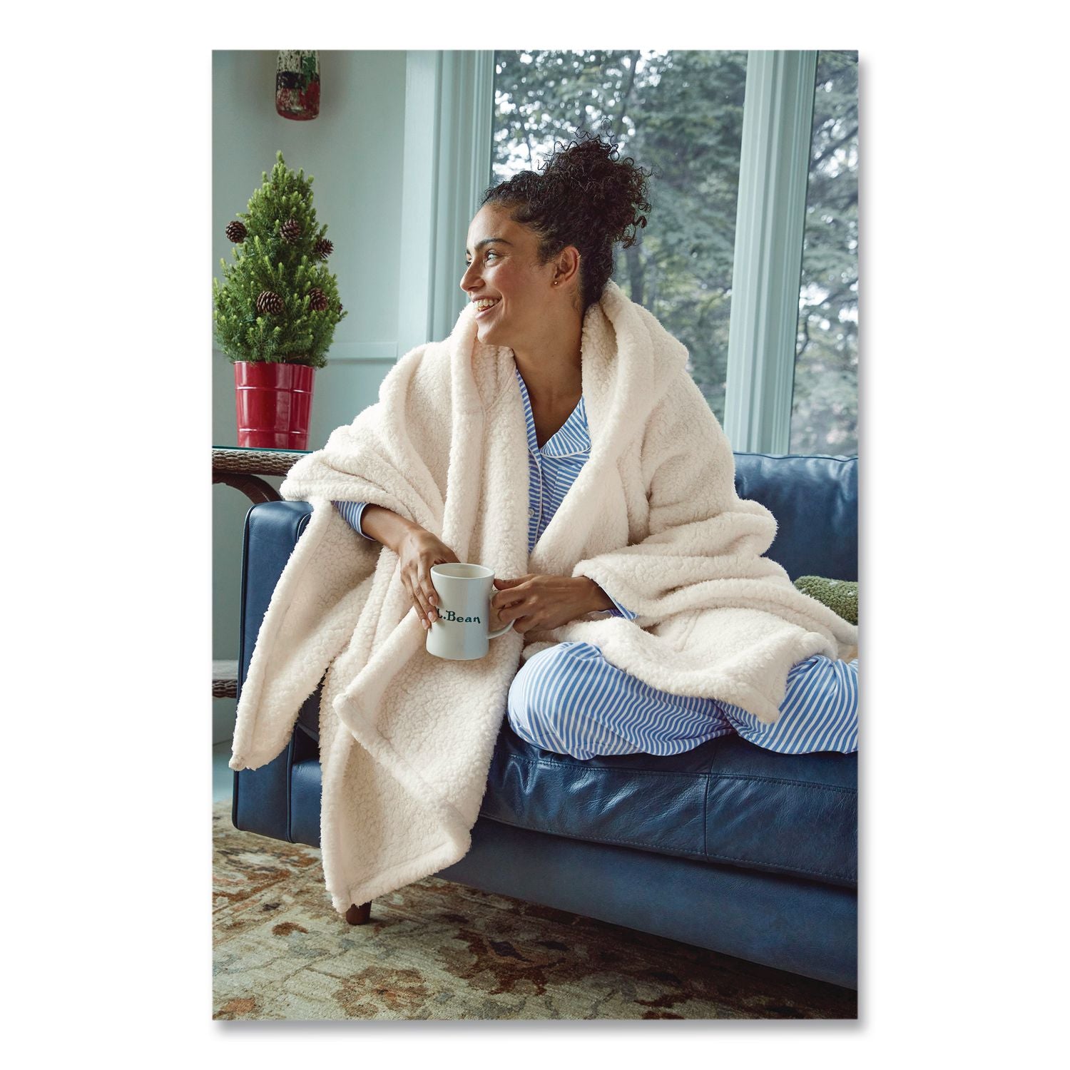 Cozy Sherpa Wearable Throw, 58 X 60, Cream
