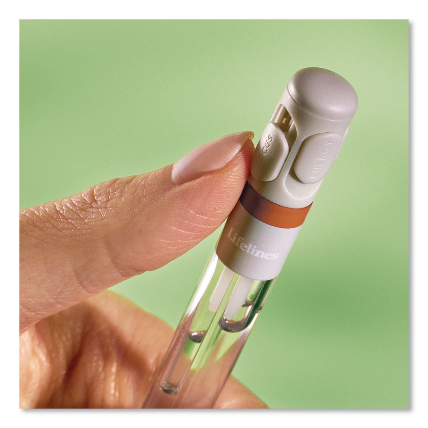 Essential Oil Blends Pen Diffuser, Cinnamon Roll Scent, White
