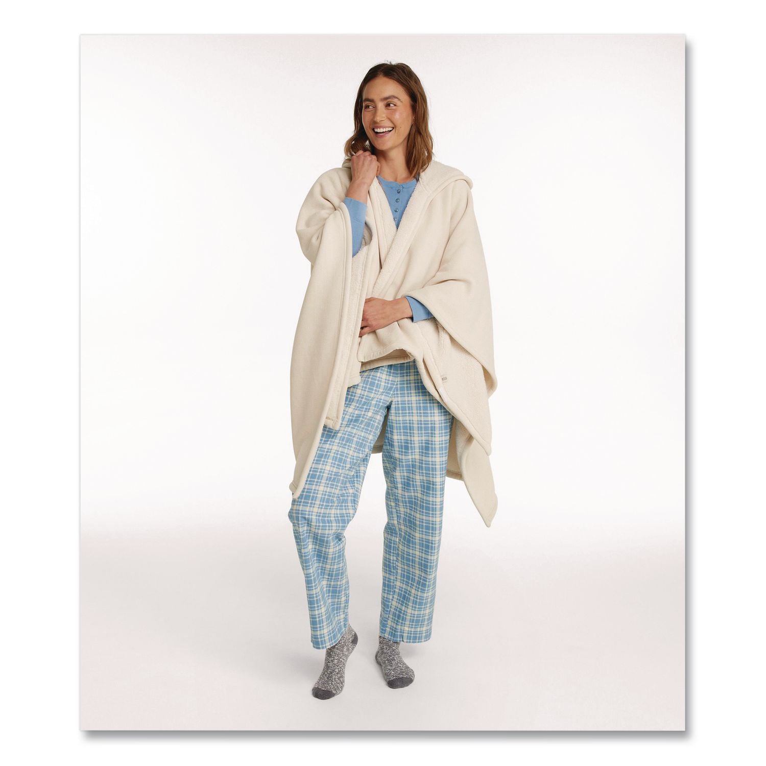 Cozy Chenille Wearable Throw, 58 X 60, Cream