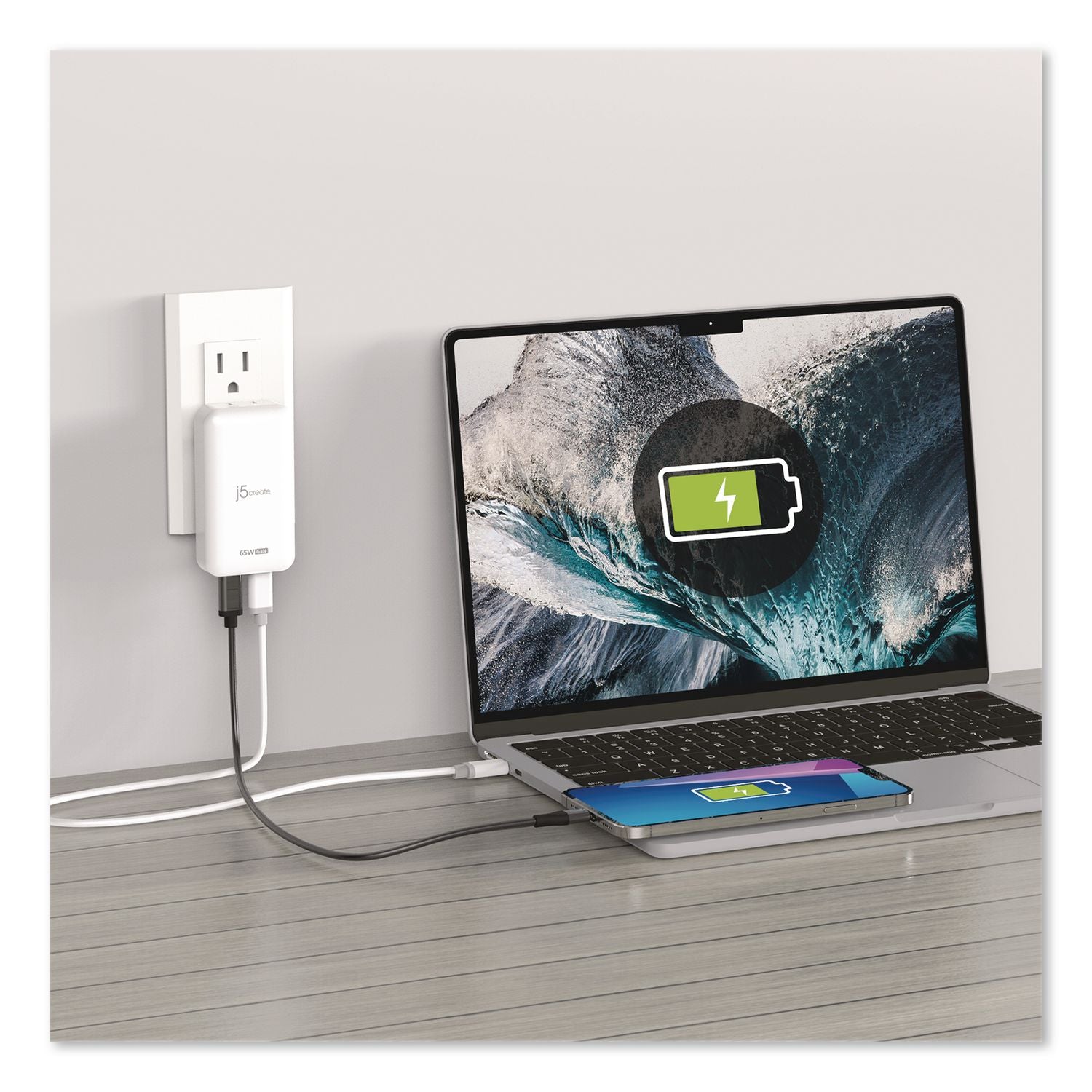 65 W USB-C Two-Port Gan PD Charger, White