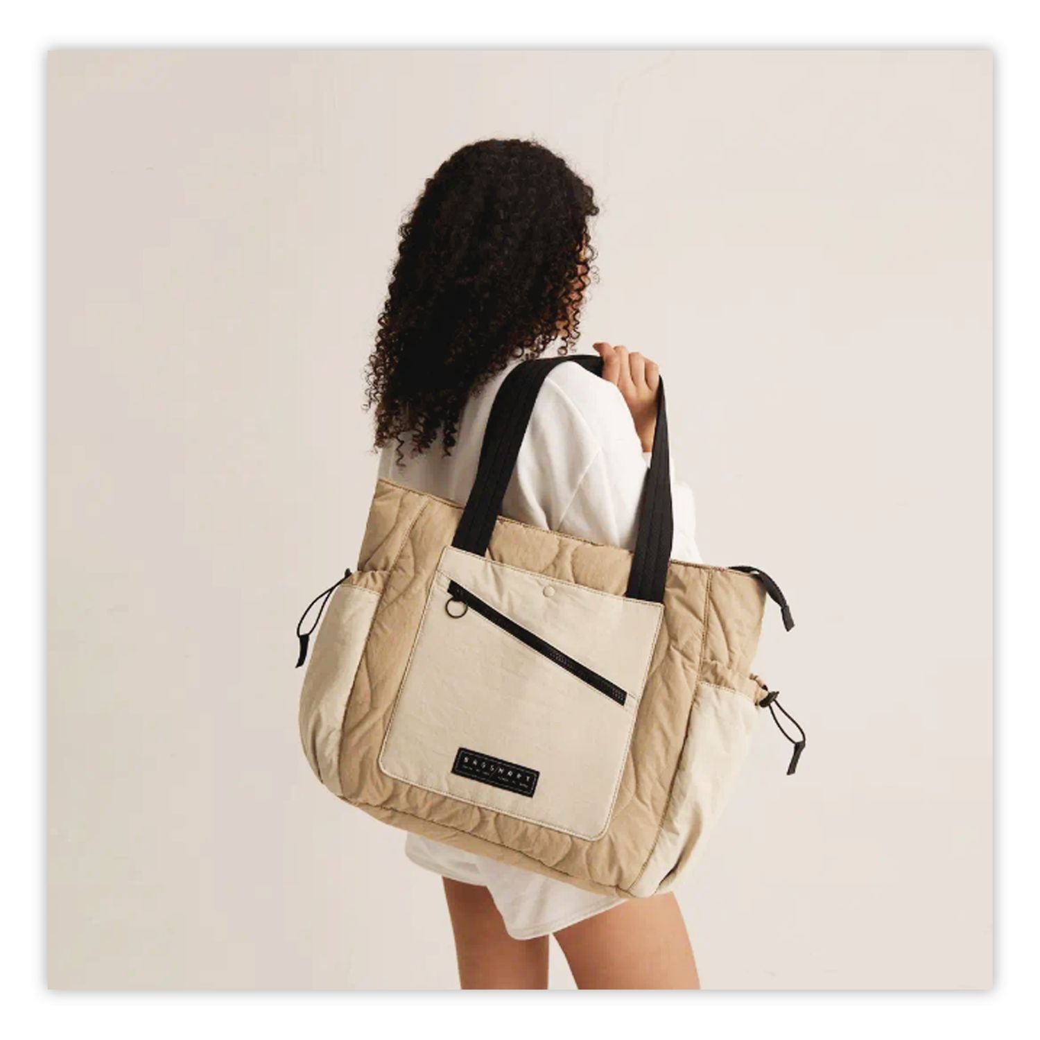 Vega Tote Bag, Fits Devices Up To 15.6", 6 X 15.7 X 14, Grullo