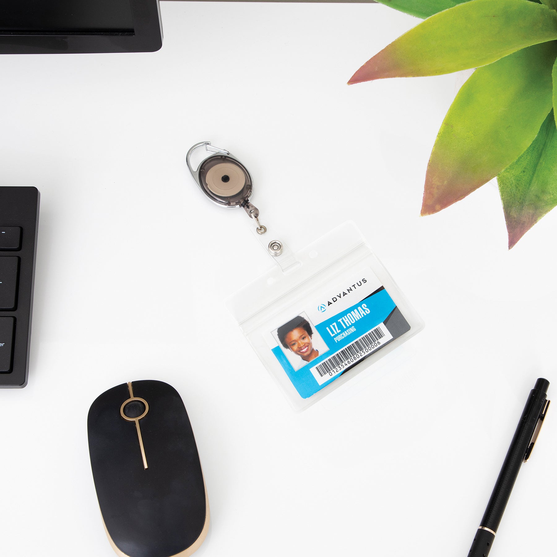 Re-sealable Badge Holders, Horizontal, Frosted