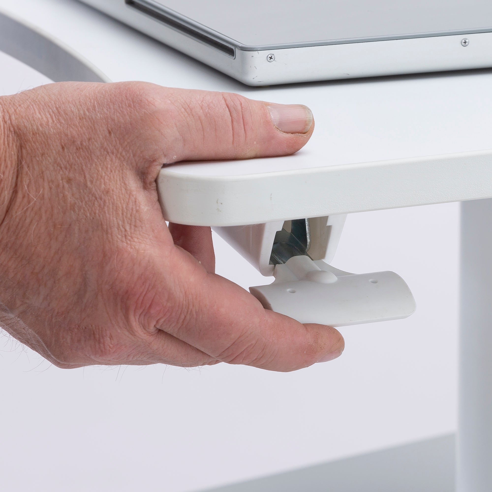 Vum Pneumatic Standing Desk Wh