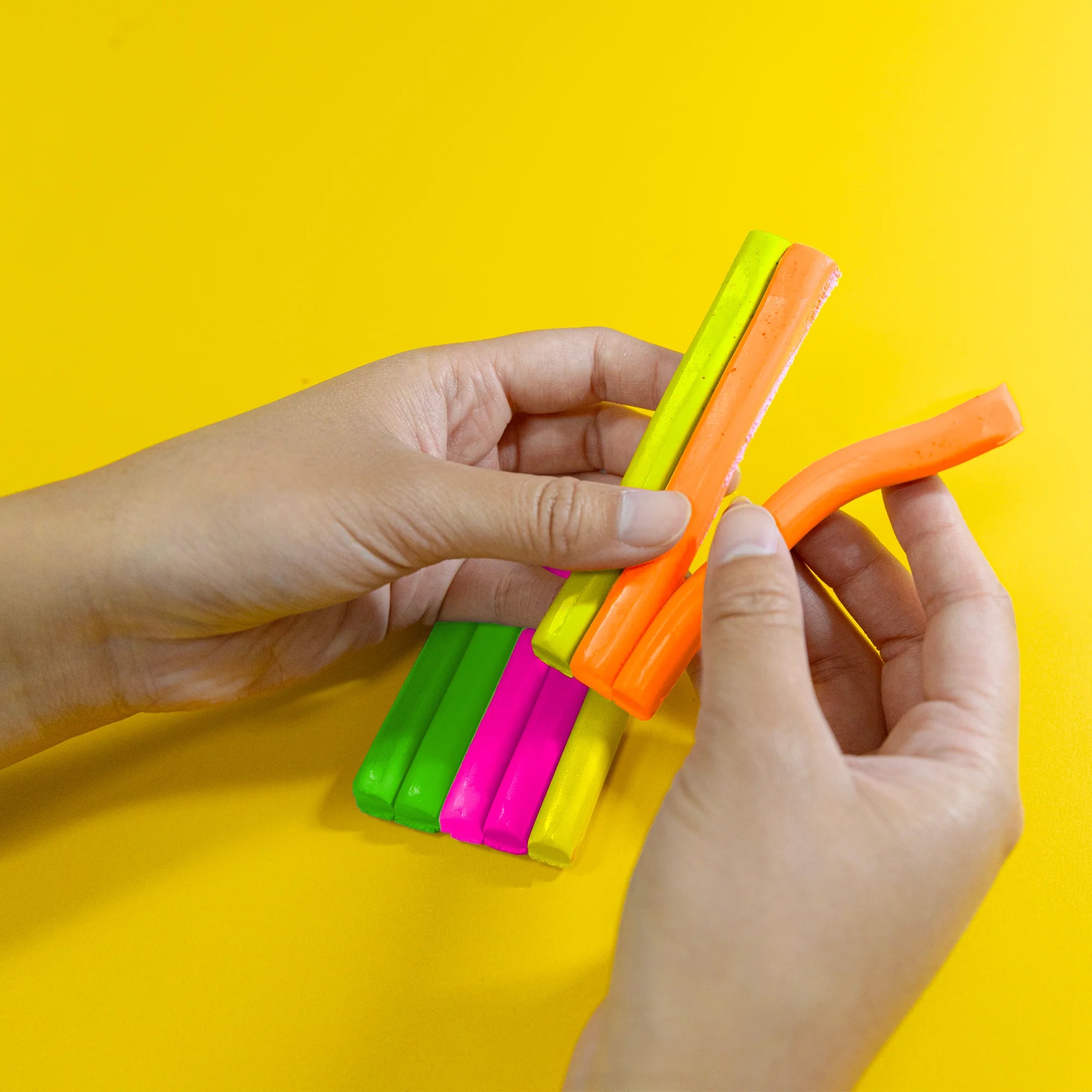 Modeling Clay Sticks, 4.8 oz (136g), 4 Fluorescent Colors