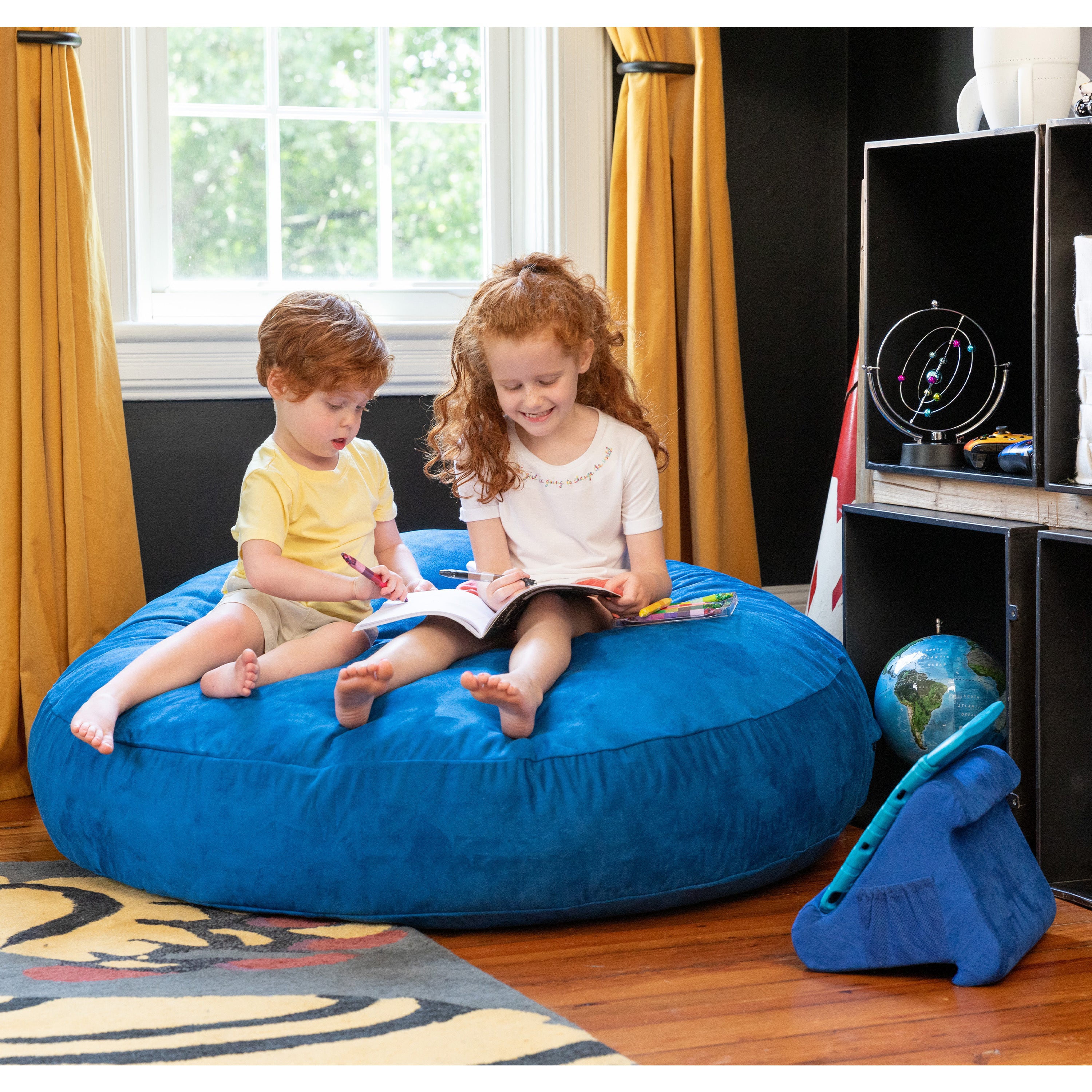 Jaxx Cocoon 4 Foot Bean Bag Chair and Crash Pad, Blueberry