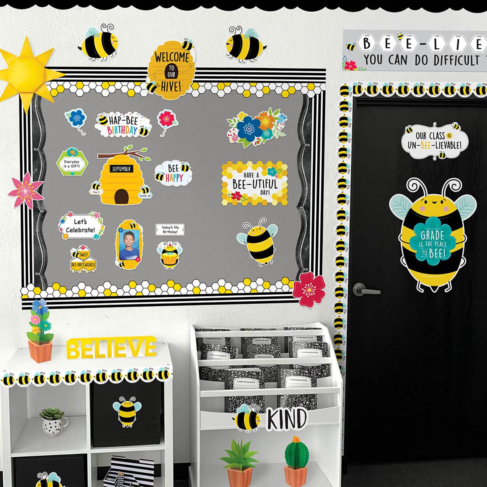 Busy Bees Honeycomb EZ Border™, 48 Feet