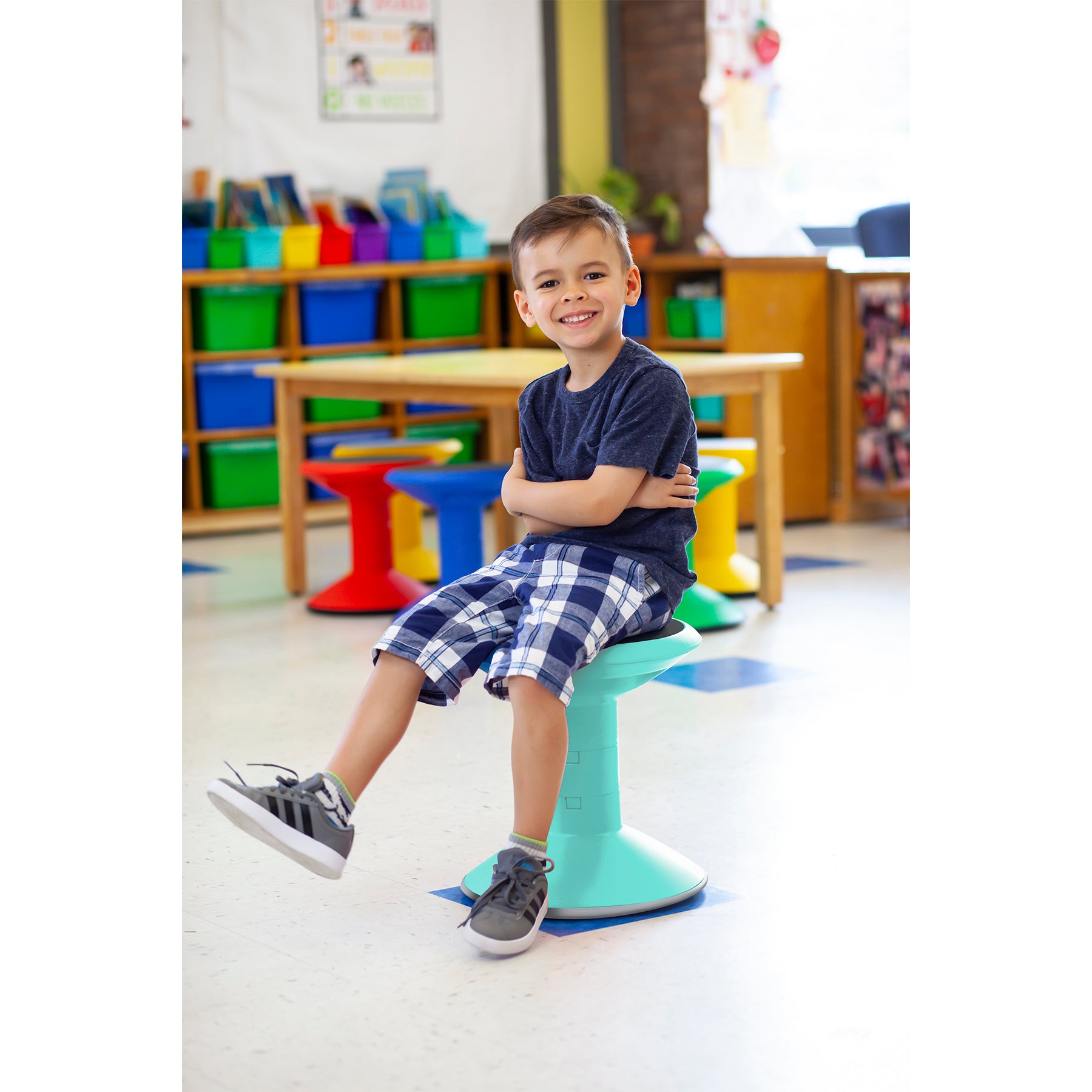 Wiggle stool, 12 to 18-inch, Teal