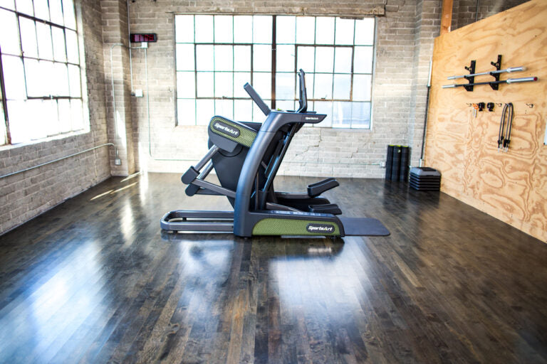 G886 - Verso Status Eco-Powr Cross Trainer