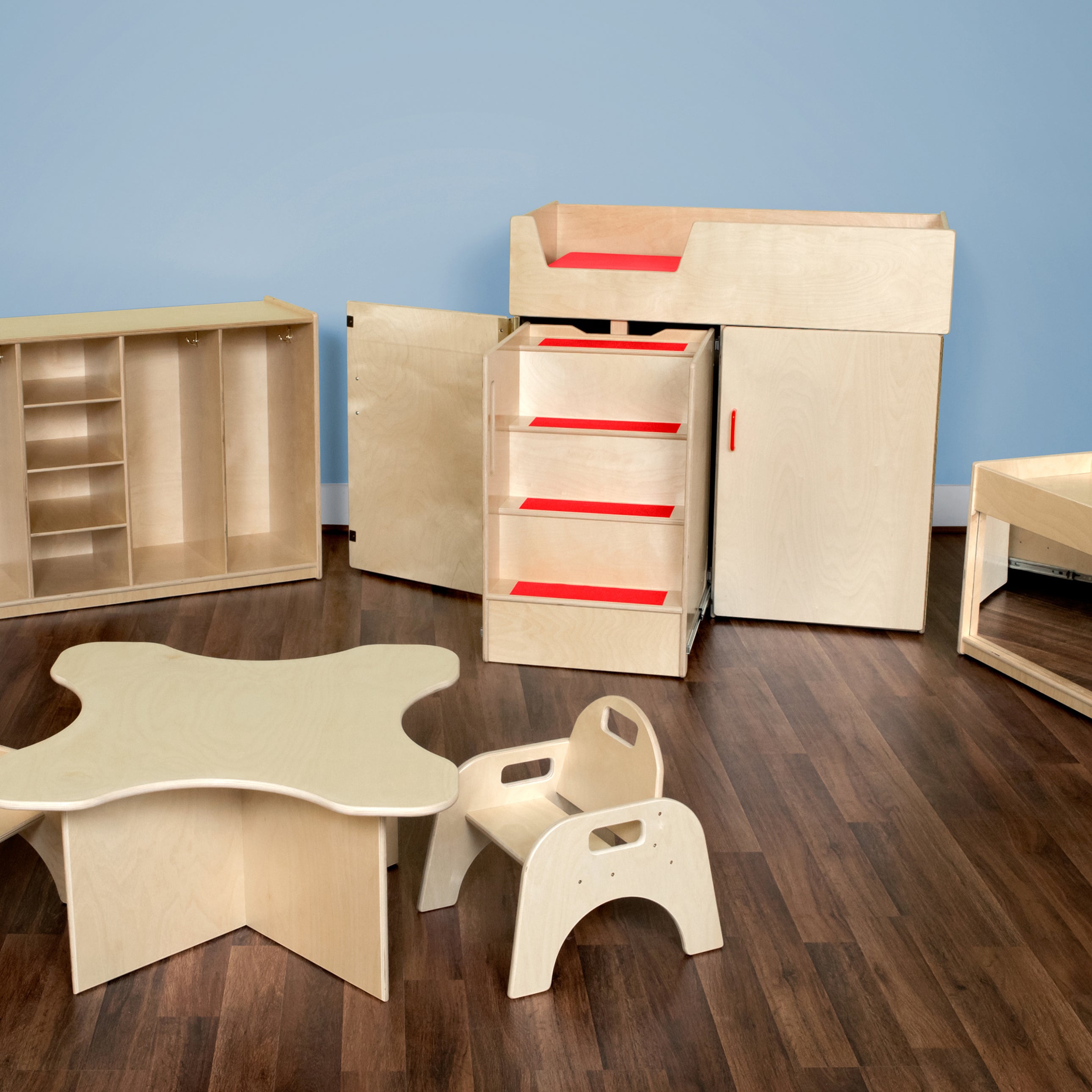 Deluxe Infant Care Center with Stairs