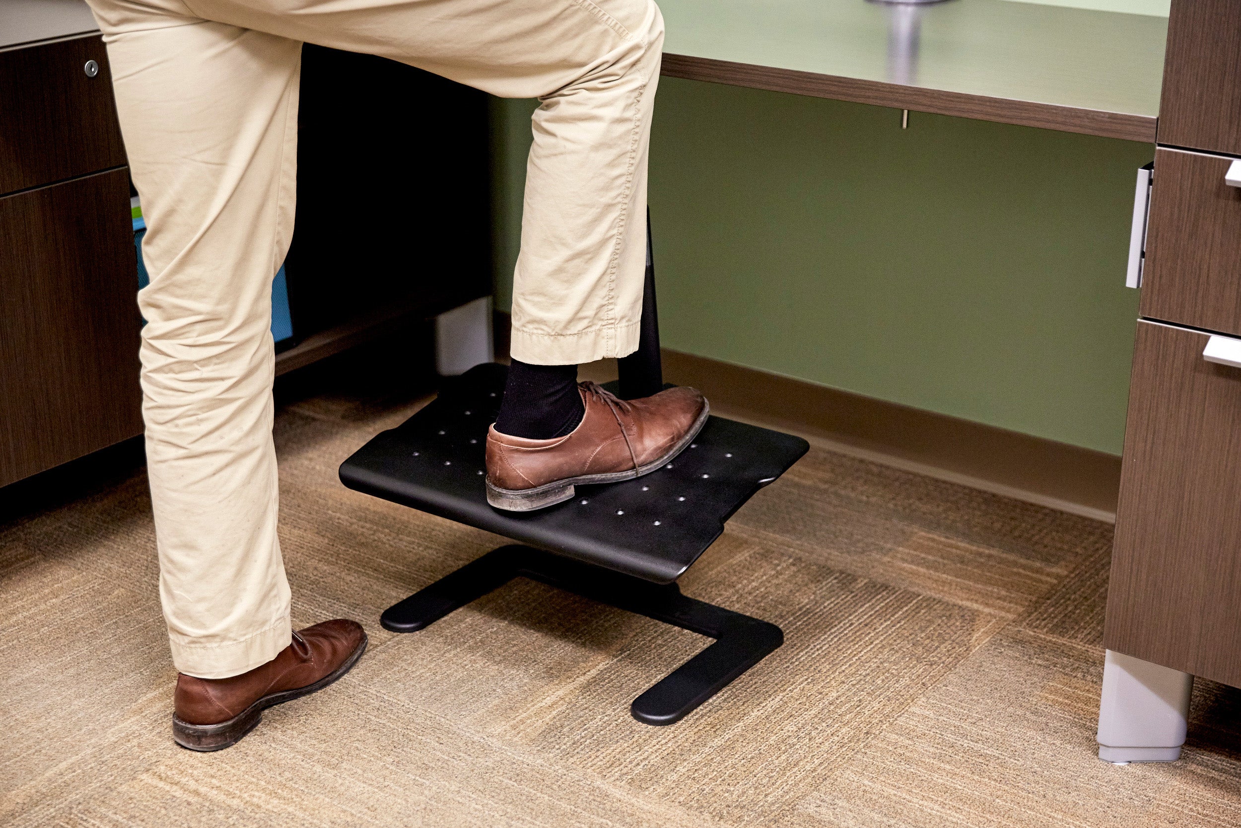 Footrest Adjustable Height Blk