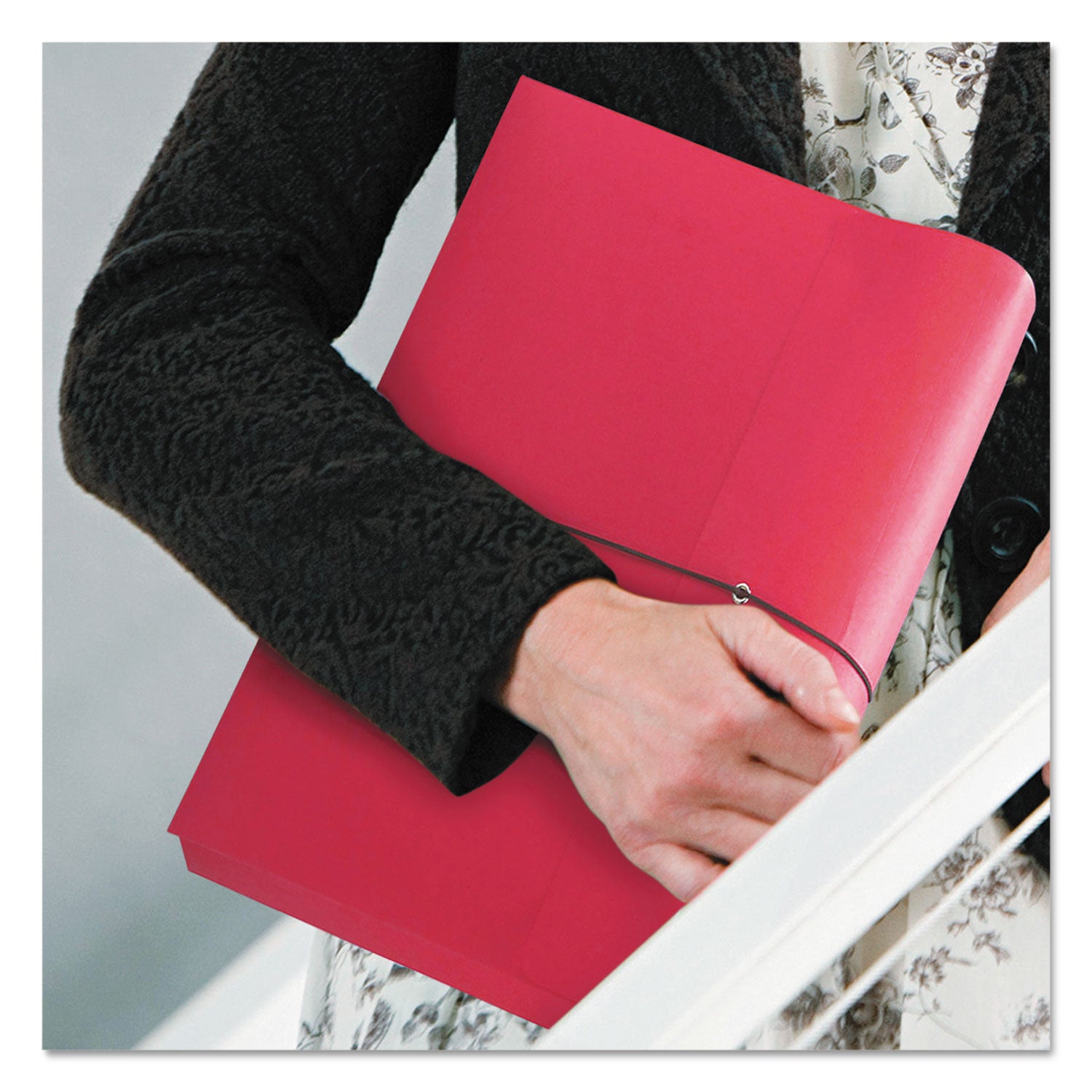 Smead Letter Recycled File Wallet - 8 1/2" x 11" - 2" Expansion - 1 Pocket(s) - 11 pt. - Red - Elastic Closure, Heavy Duty, Flap - 10% Recycled - 1 / Pack