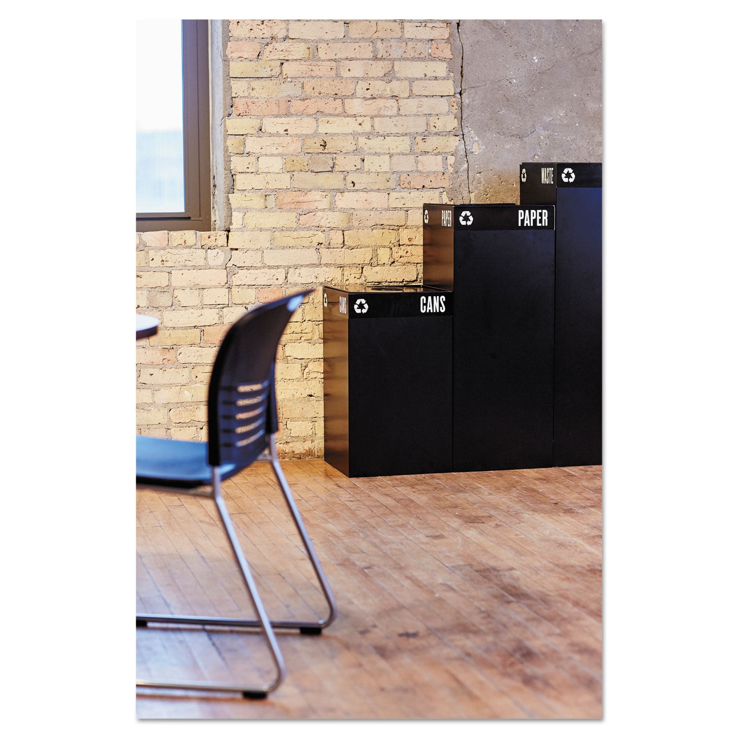 Base Receptacle S Pub 44H Bl
