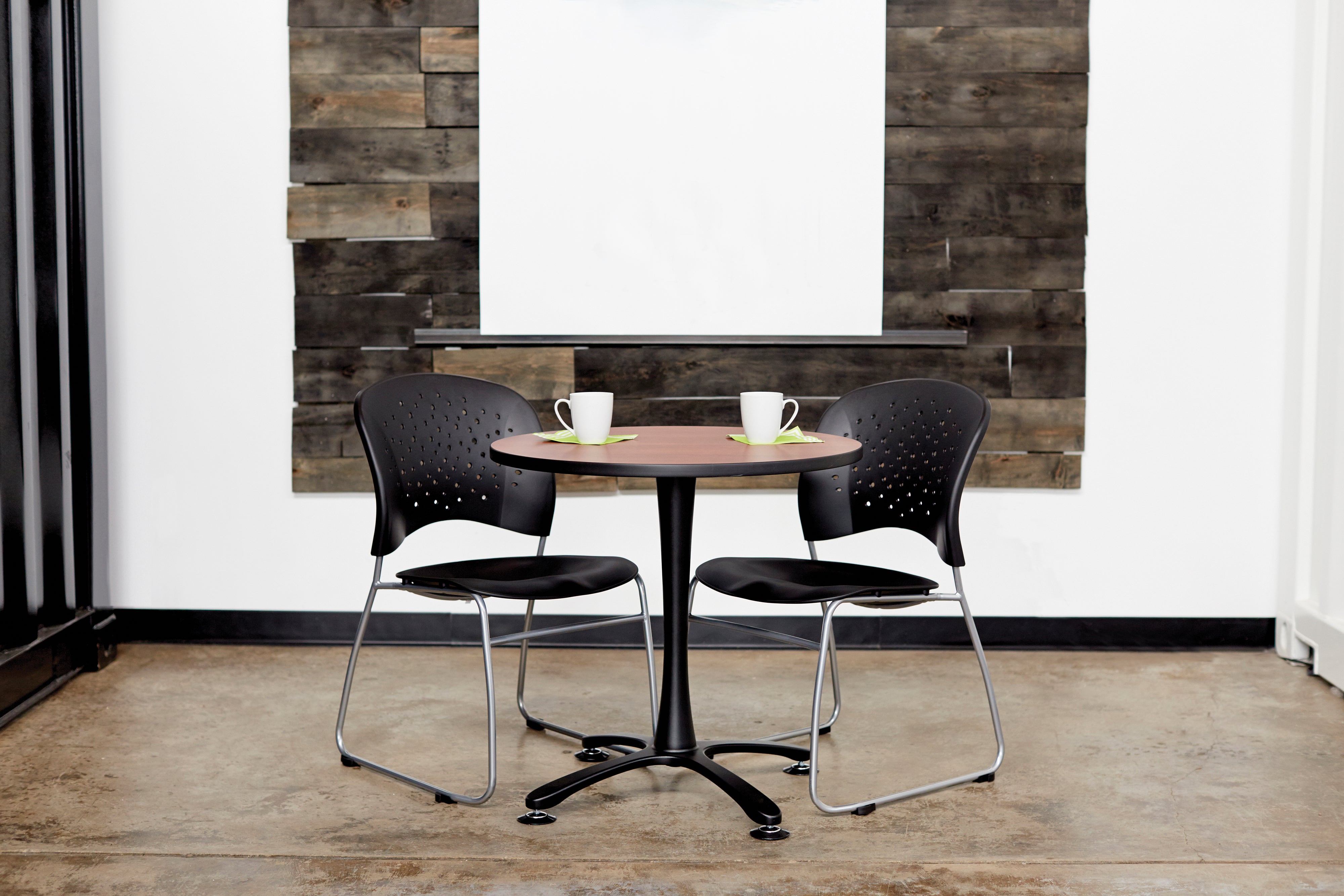 Reve Sled Chair Rd Back Blk 2E