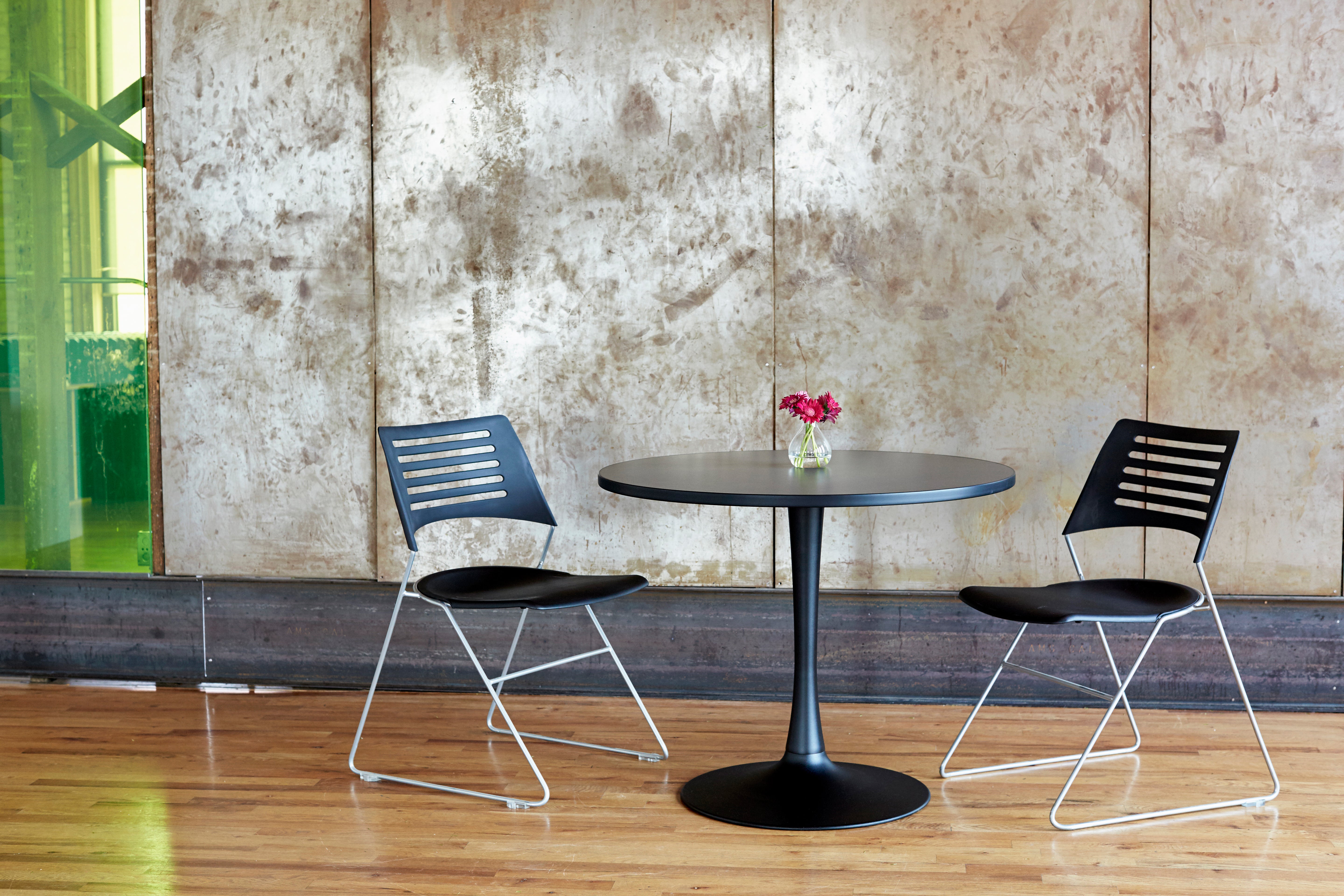 Pique Stack Chair Blsl 4E