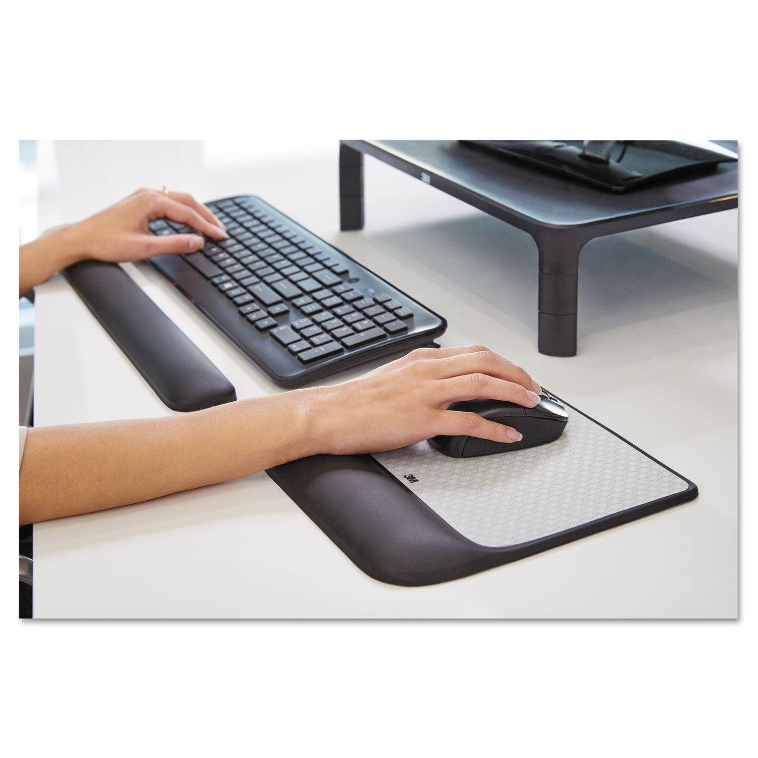 0.70" Height x 8.50" Width x 9" Depth - Black - Gel - 1 Each