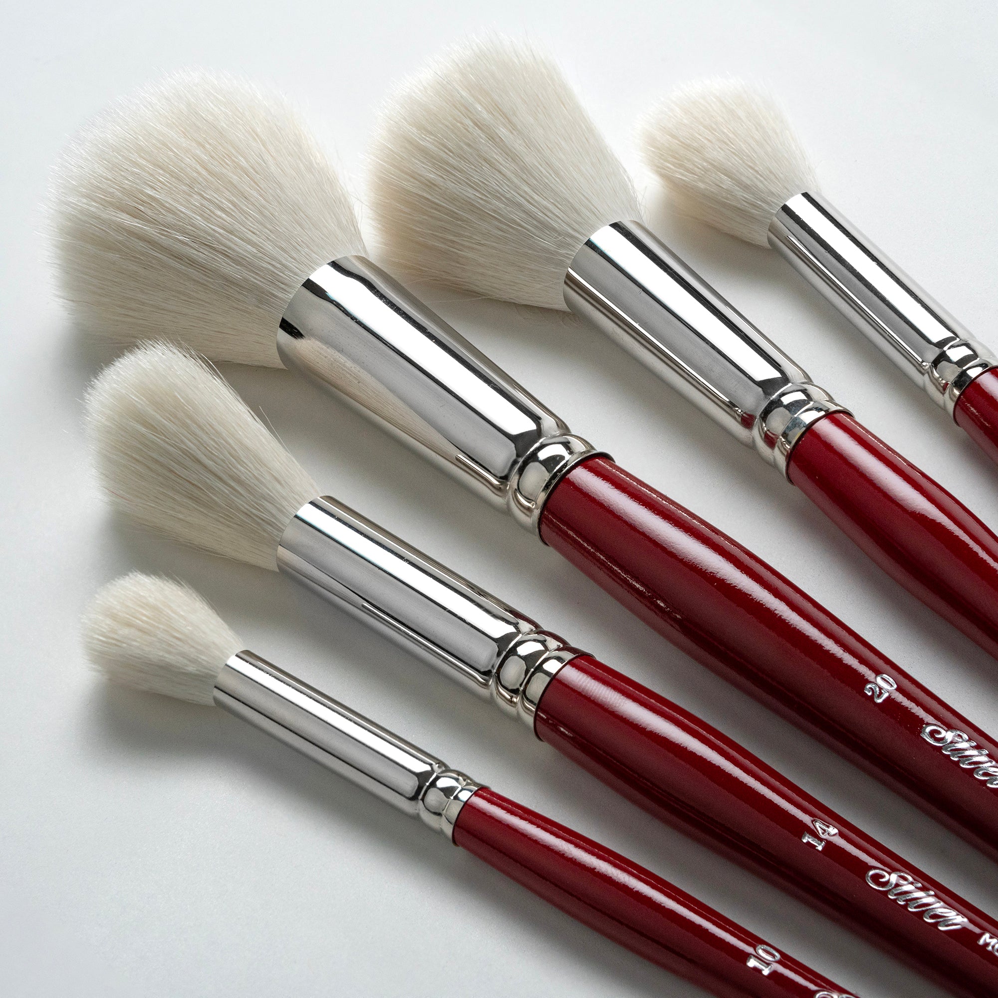 Silver Mops Round White, 5 Brushes