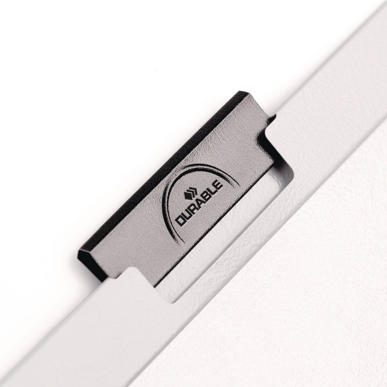 DURABLE DURACLIP Letter Report Cover - 8 1/2" x 11" - 30 Sheets Capacity - 1 Fastener(s) - Vinyl - Red - 25 / Box