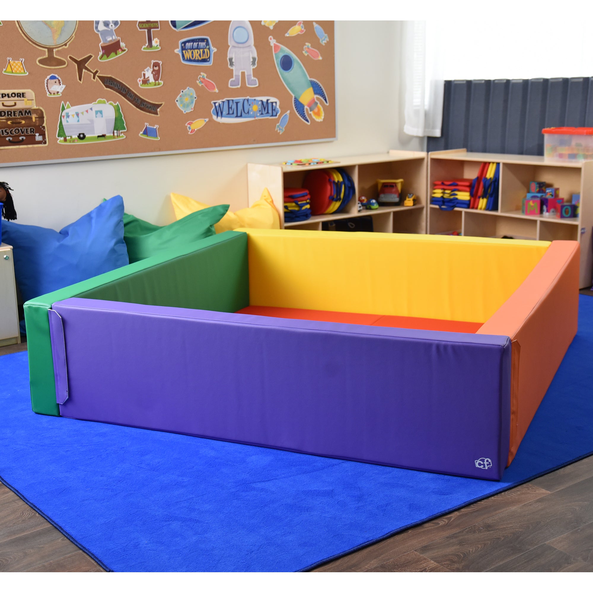 Lollipop Play Yard