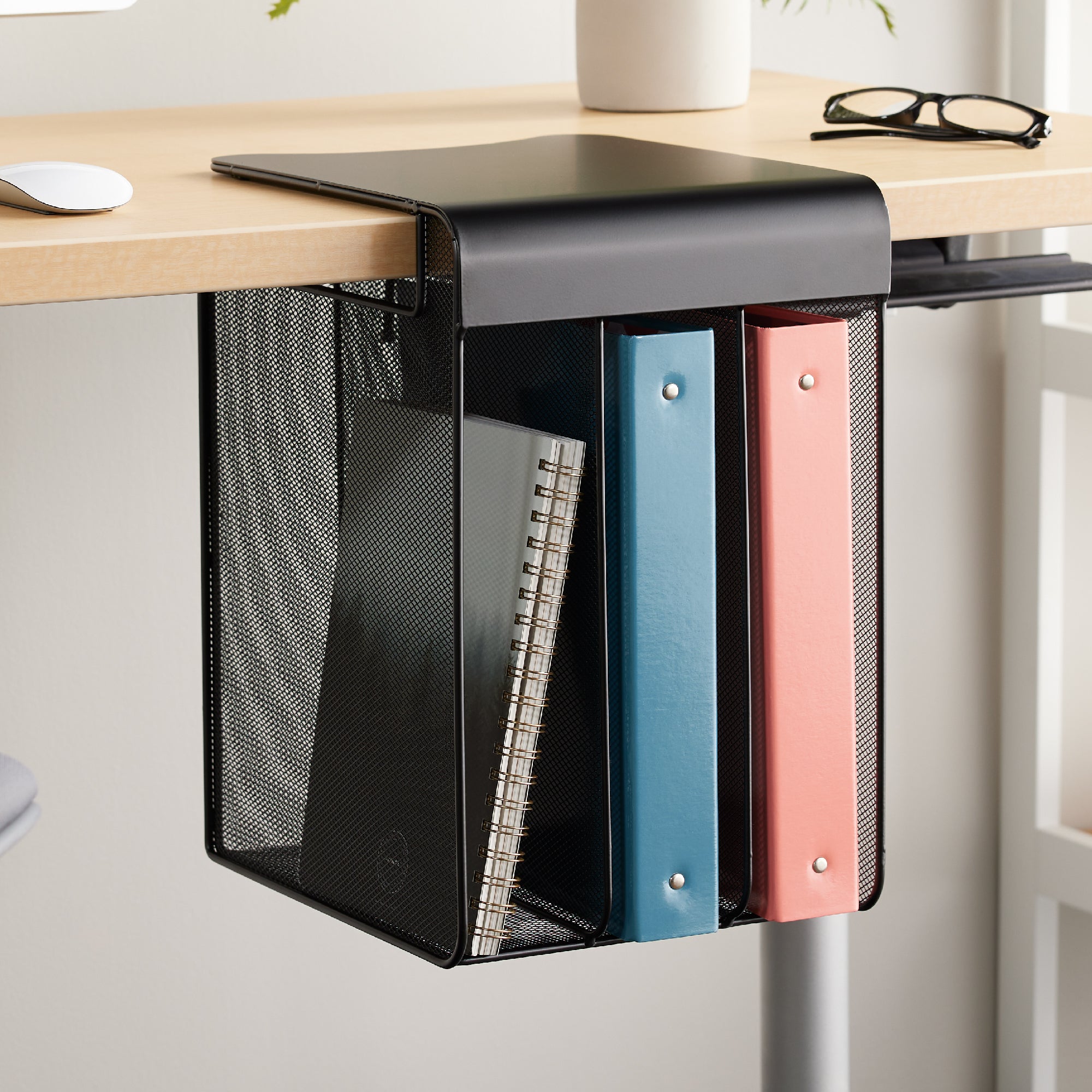 Solid Top Hang Dsk Vert Blk