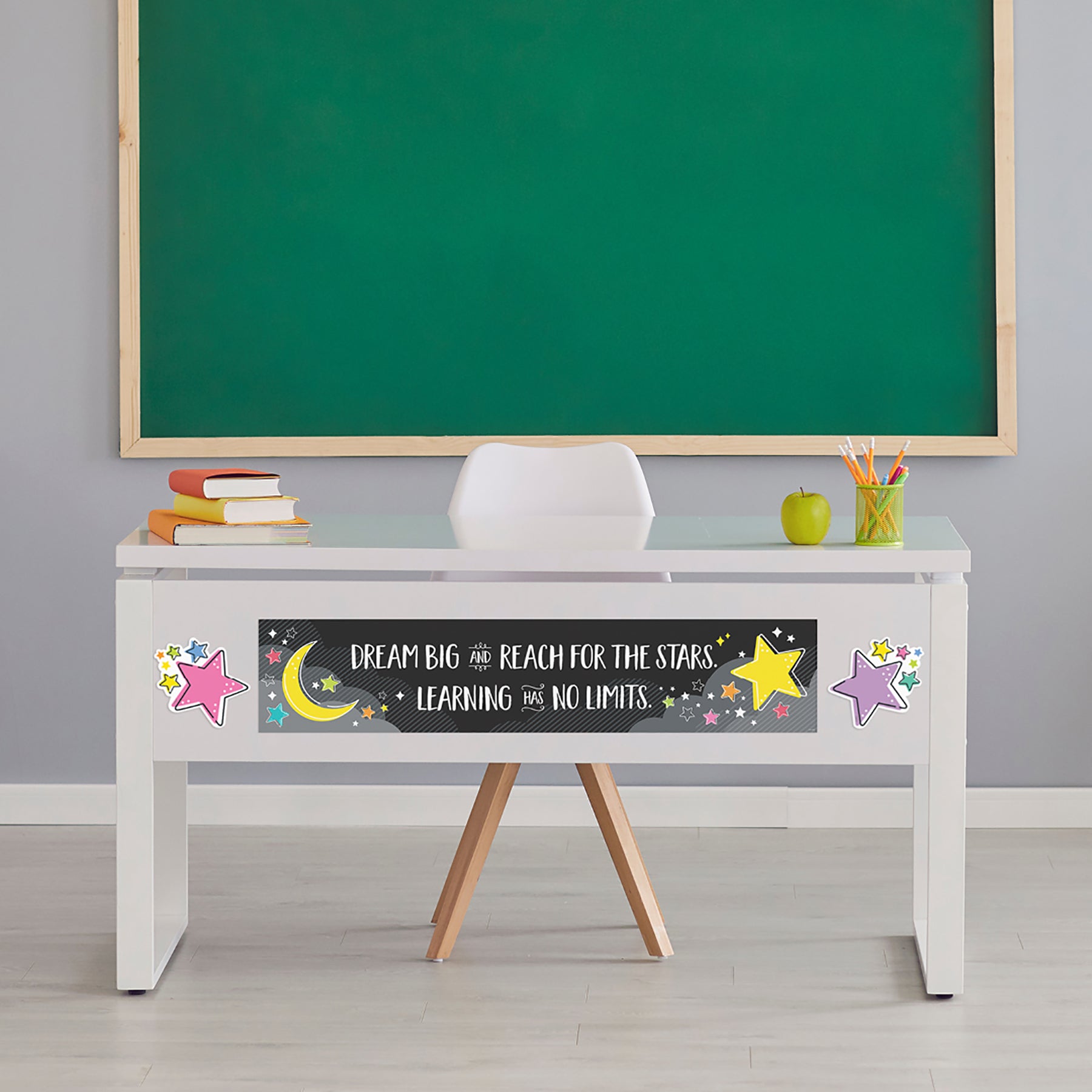 Star Bright Welcome Banner, 8" x 39"
