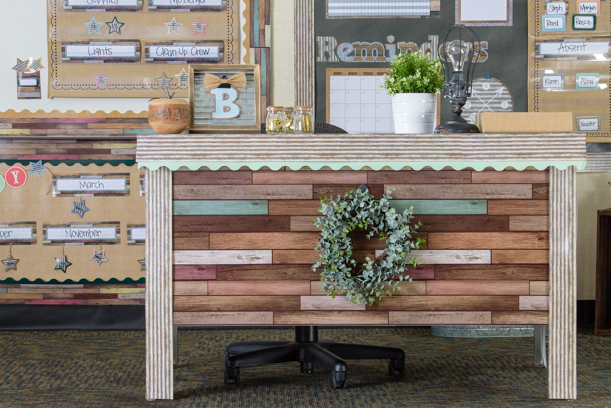 Corrugated Metal Straight Border Trim