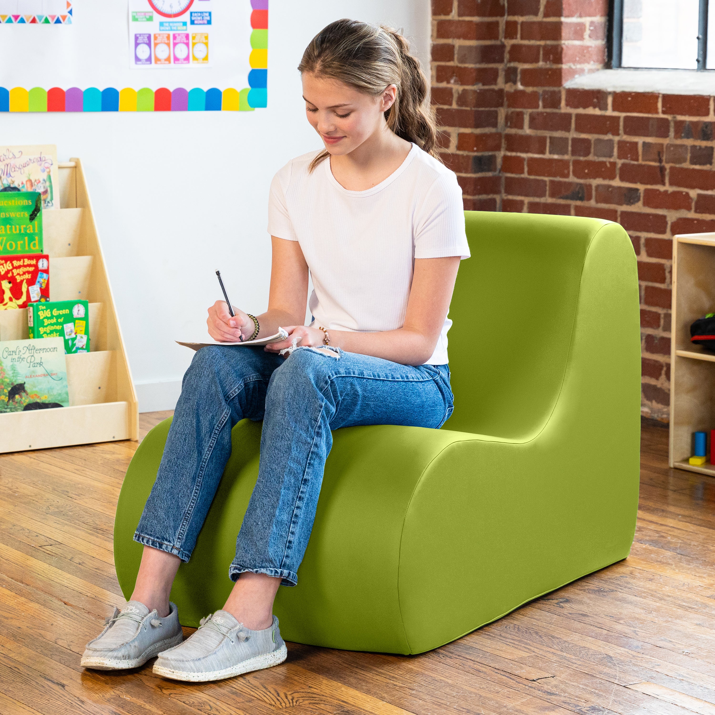Jaxx Midtown Large Classroom Soft Foam Chair - Premium Vinyl Cover, Green