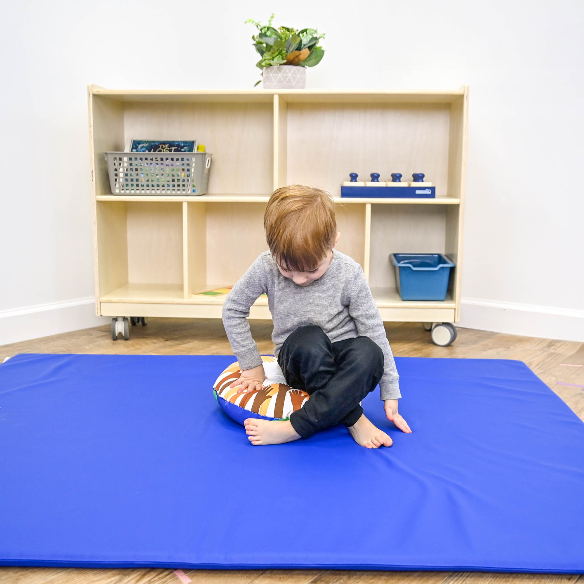 Primary Blue Mat