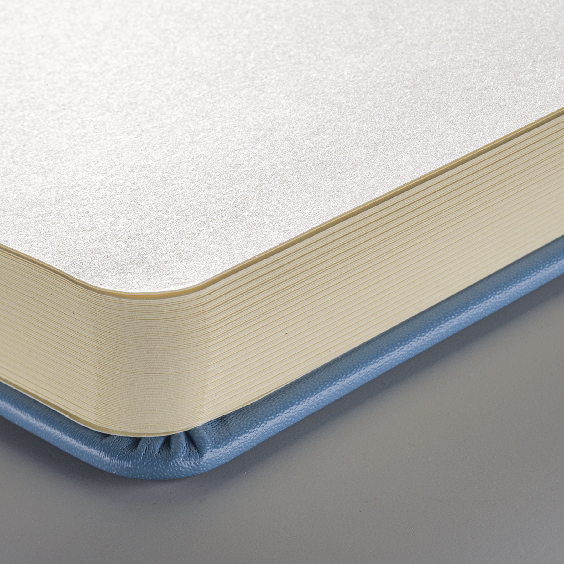 Sketchbook, 80 Sheets, 90lbs, Lake Blue Cover, 8.3" x 5.8" (A5)