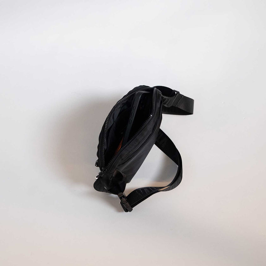 JOOLA Everyday Belt Bag (Black) - OSFM