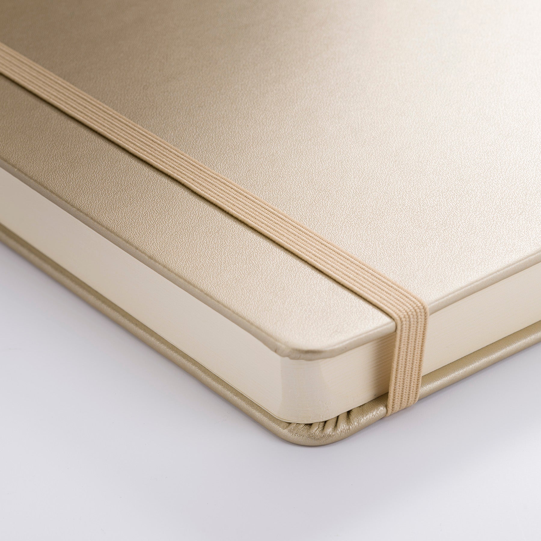 Sketchbook, 80 Sheets, 90lbs, White Gold Cover, 5.1" x 8.3"